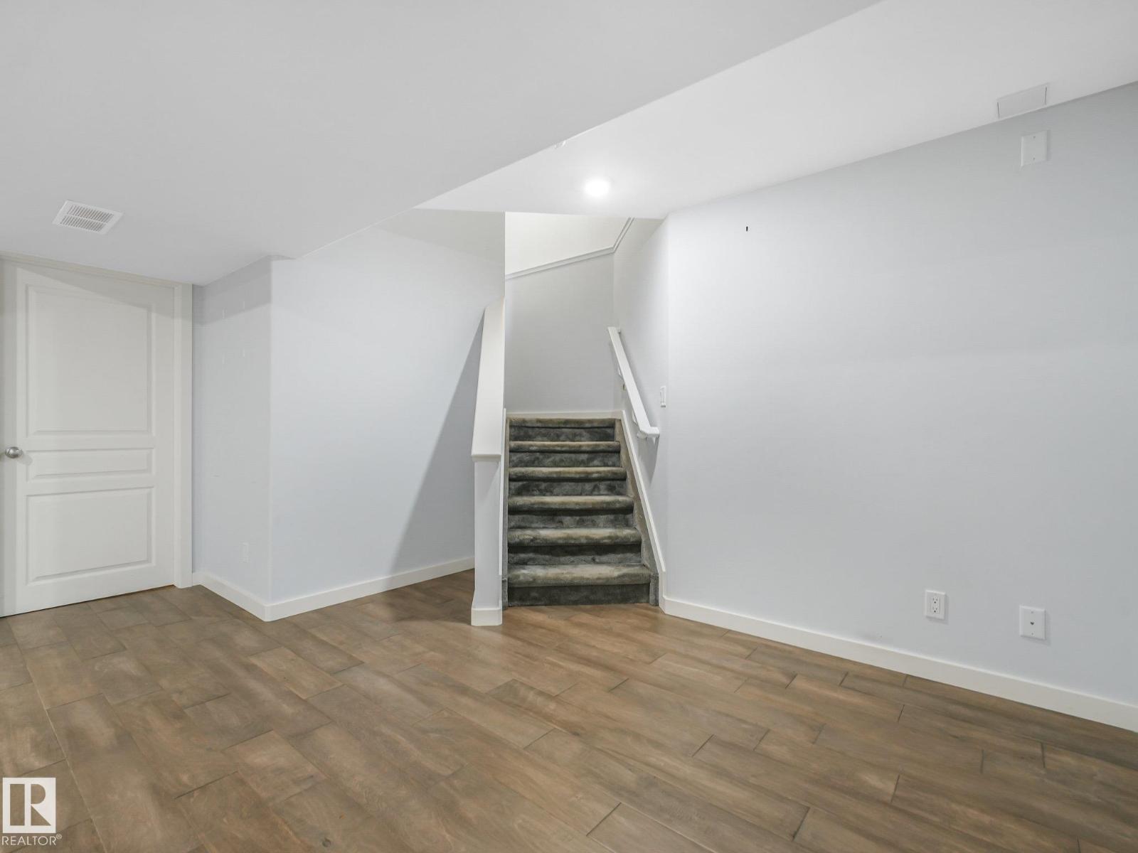 458 Macewan Rd Sw Property Photo 61