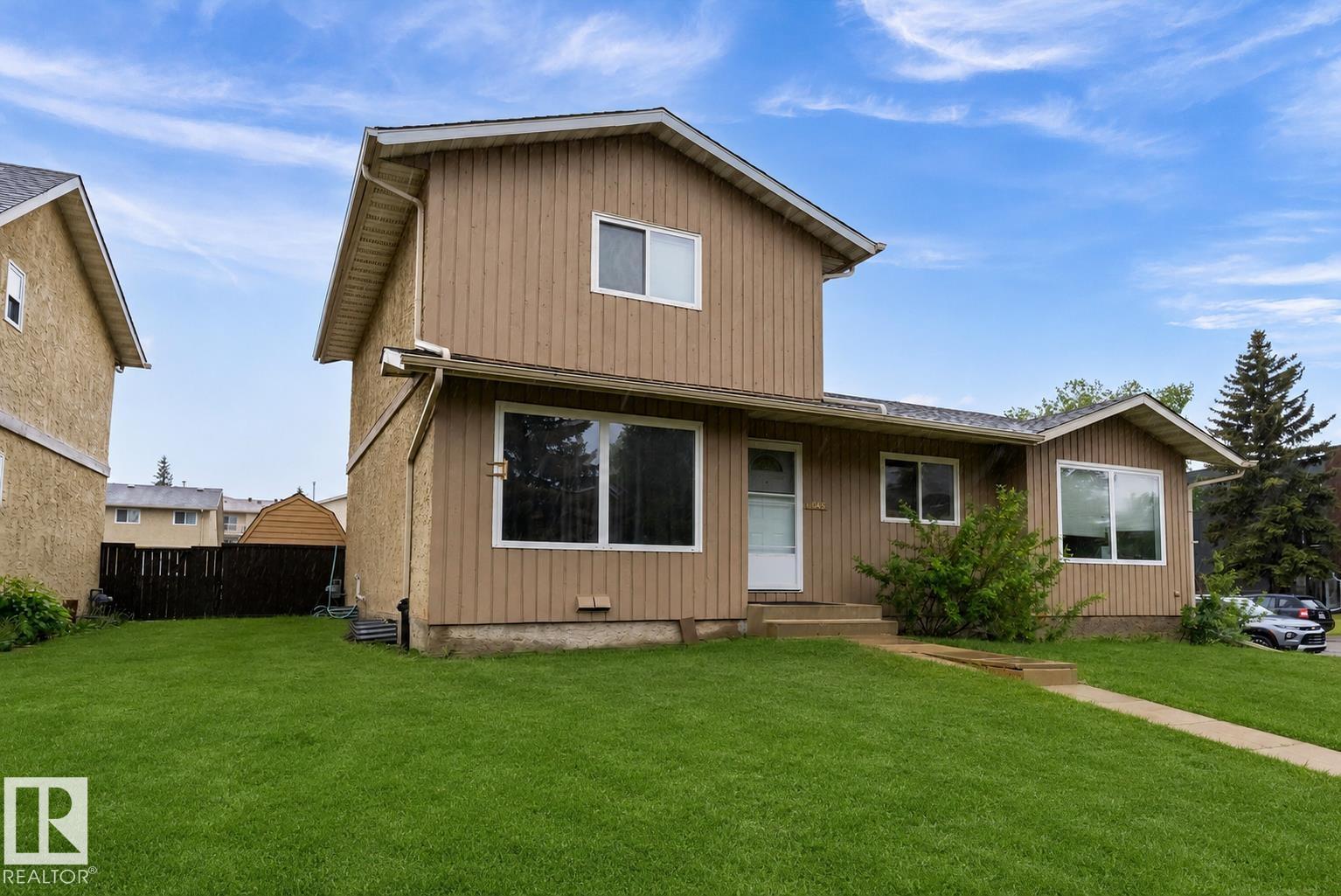 18045 96 Av Nw Property Photo 2