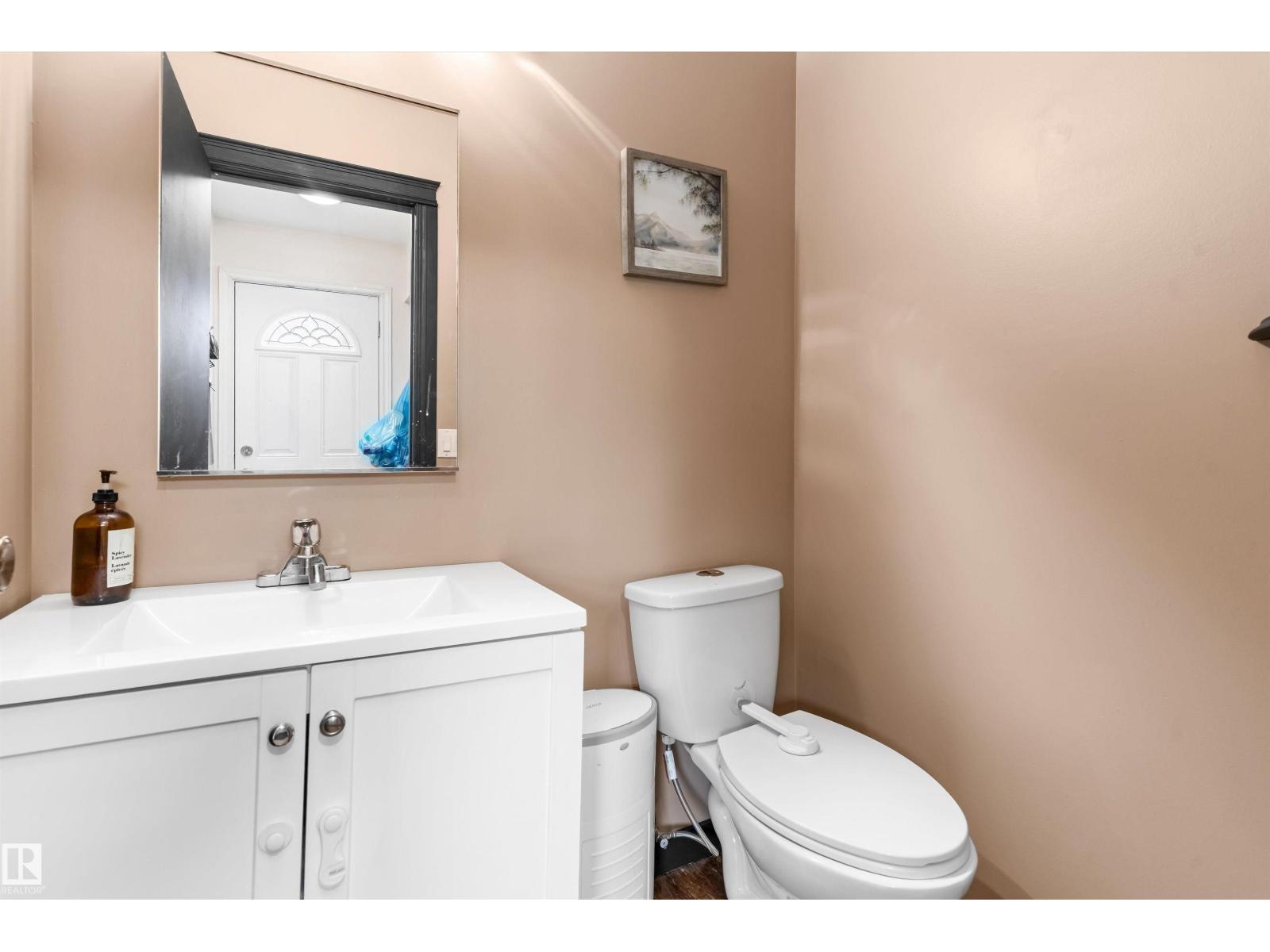 18045 96 Av Nw Property Photo 20