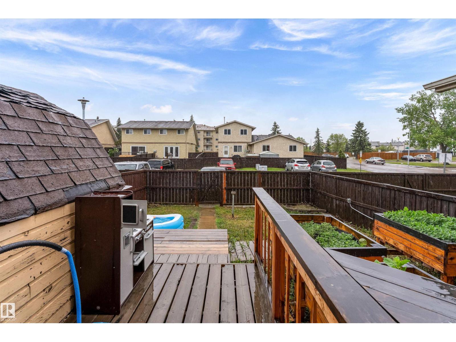 18045 96 Av Nw Property Photo 27