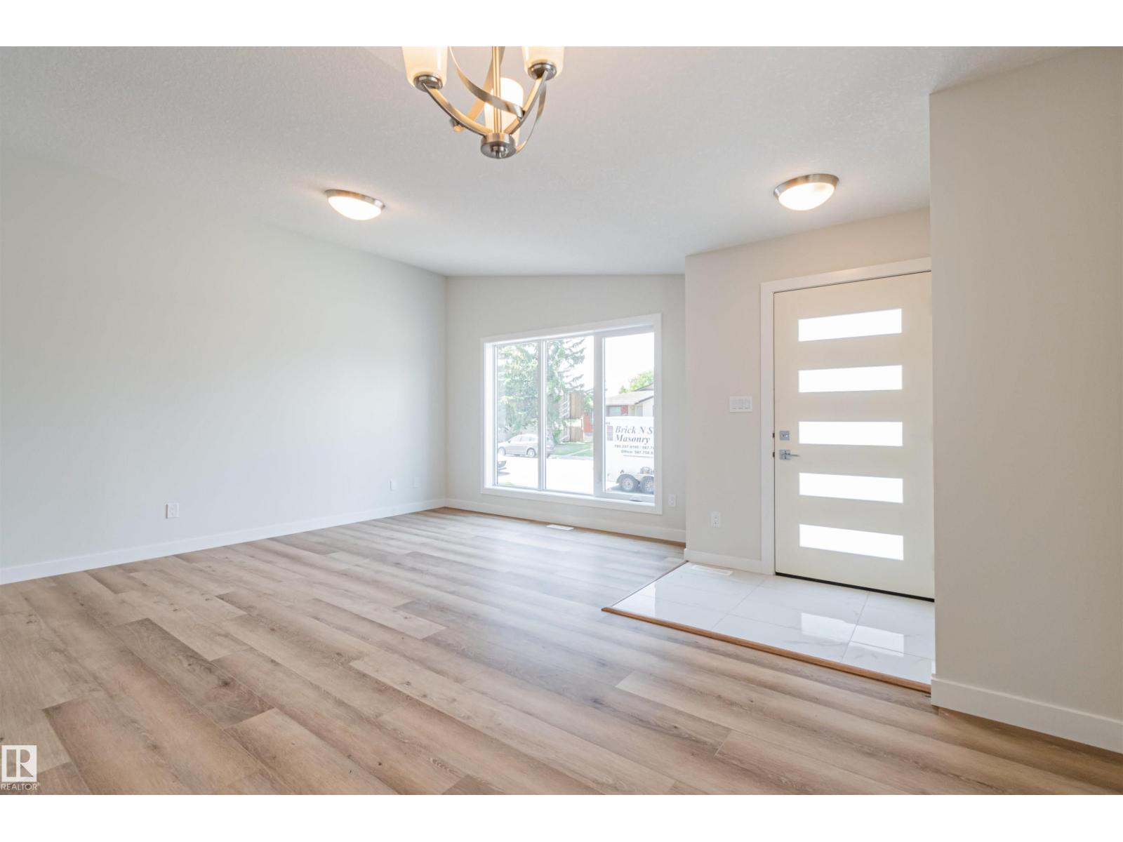 12117 85 St Nw Property Photo 5