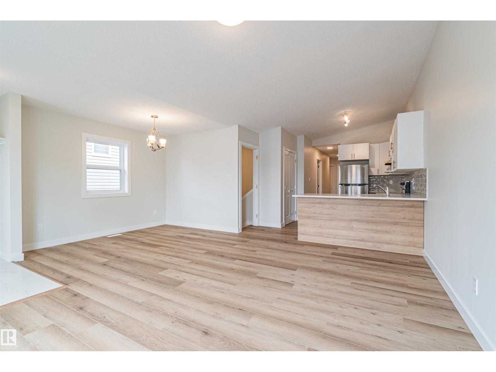 12117 85 St Nw Property Photo 6