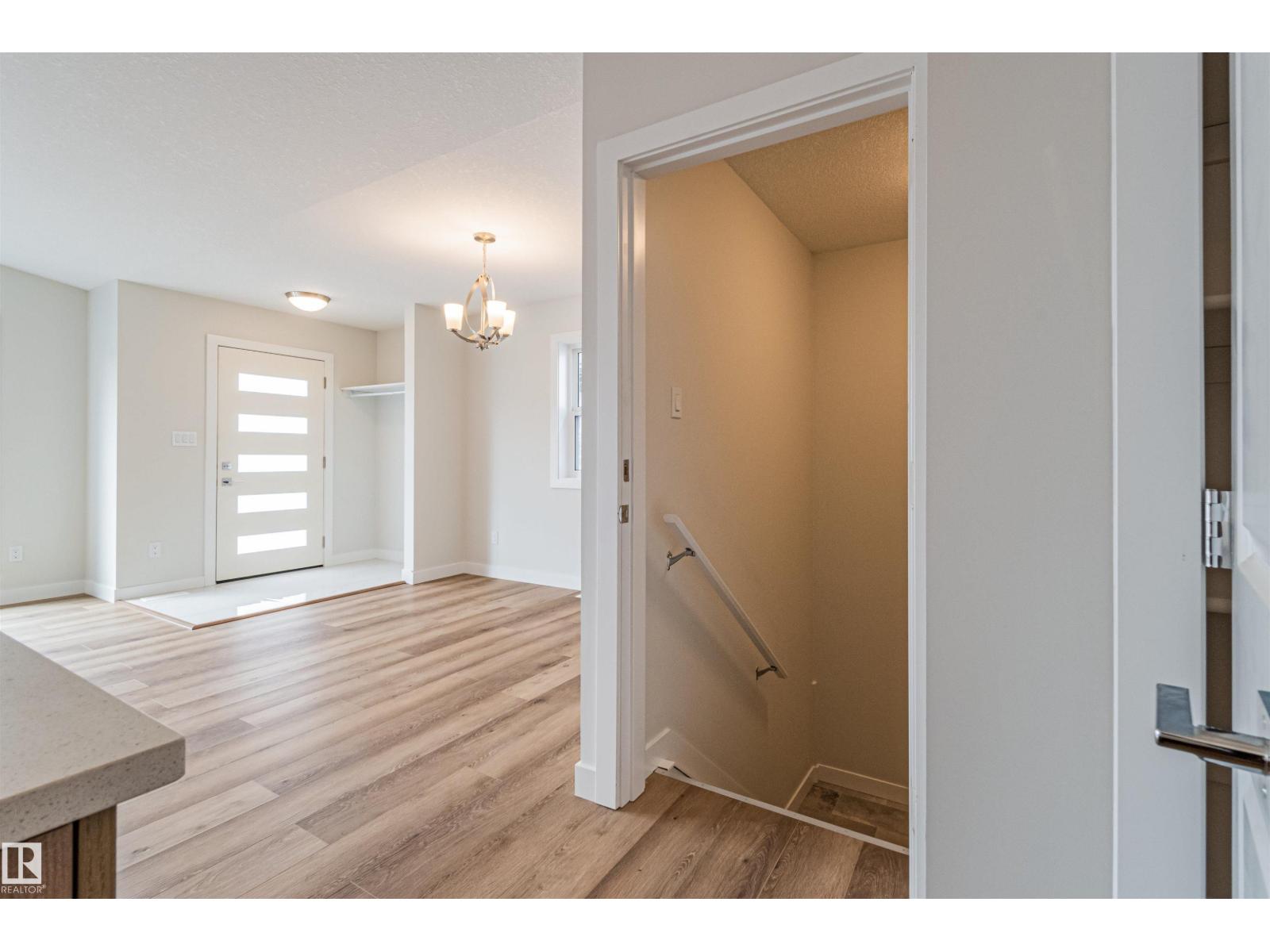 12117 85 St Nw Property Photo 23