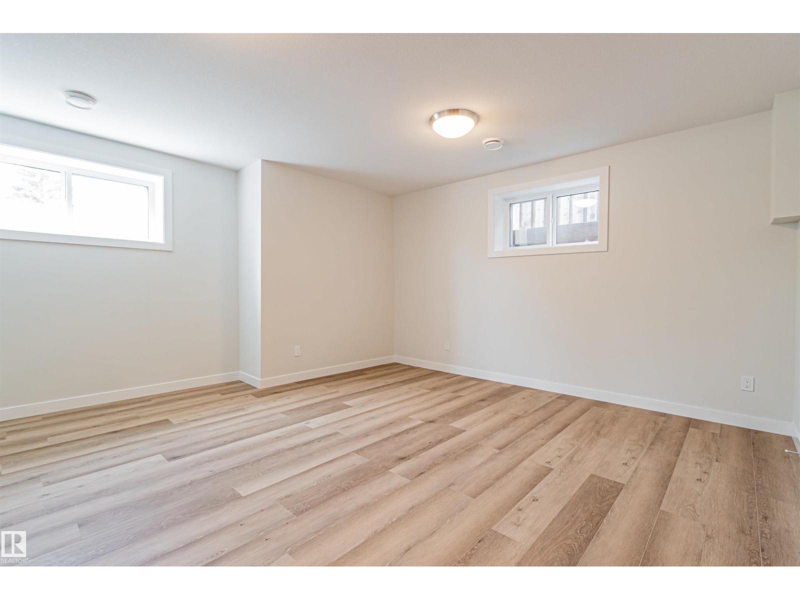 12117 85 St Nw Property Photo 35