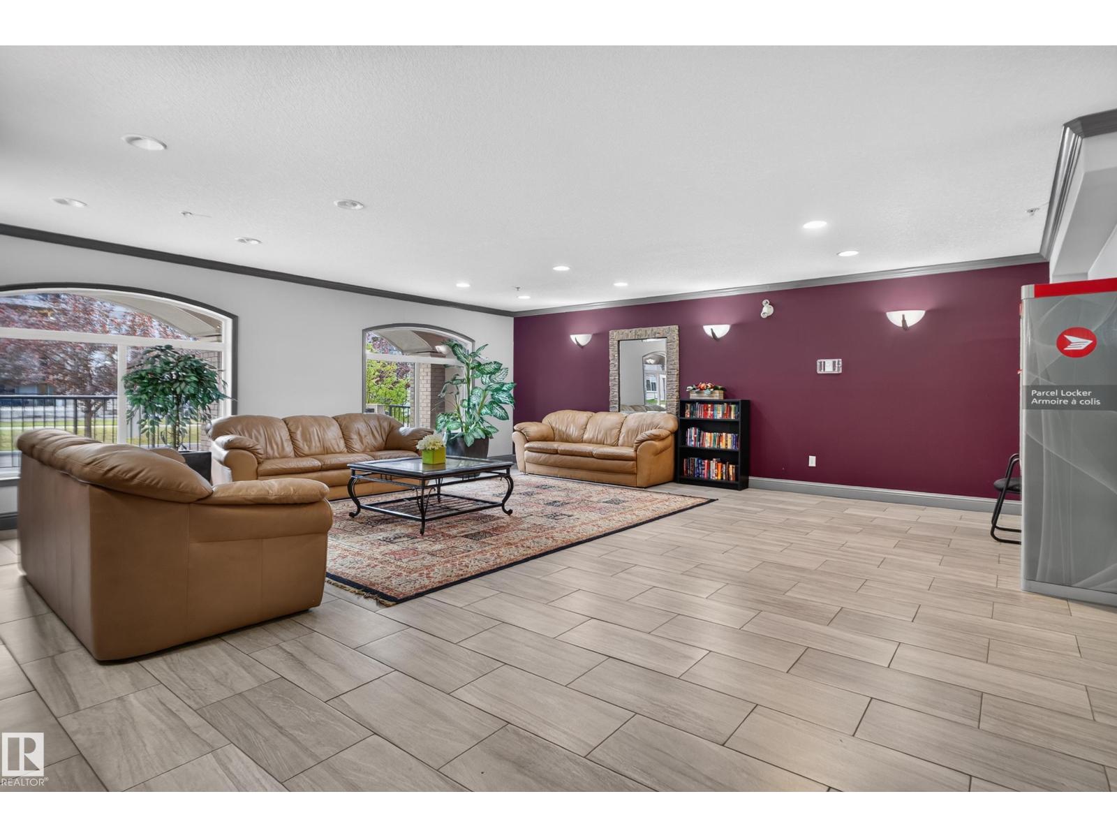 #421 13005 140 Av Nw Property Photo 4