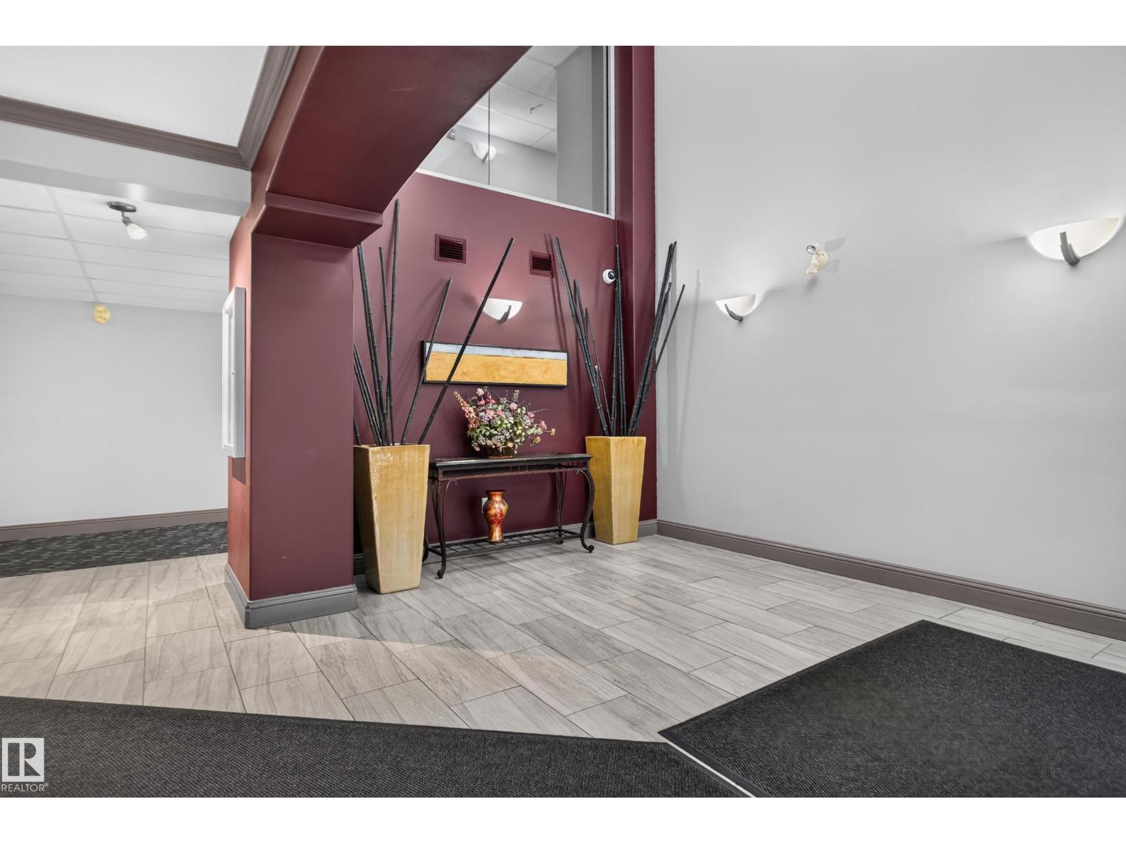 #421 13005 140 Av Nw Property Photo 5