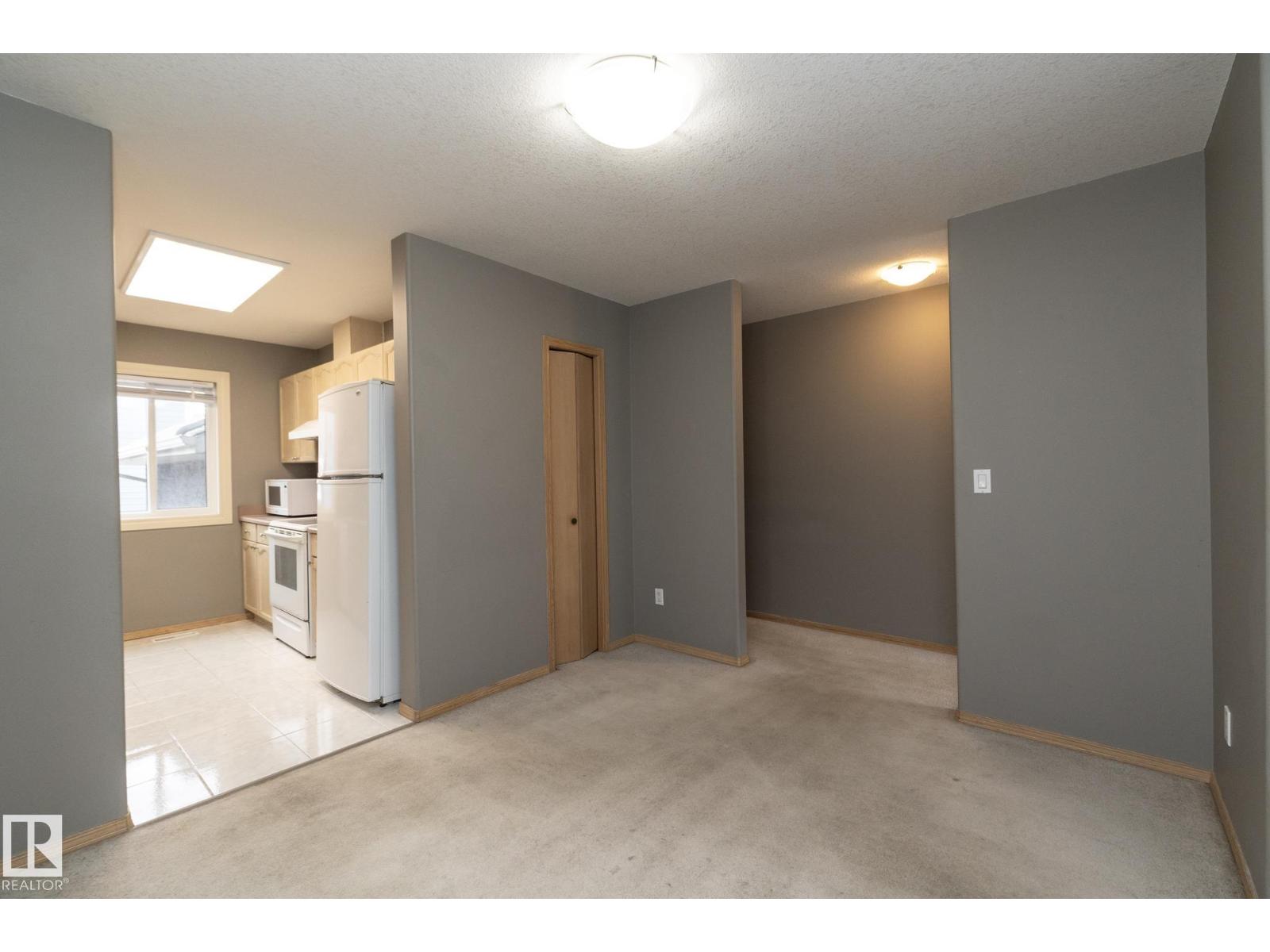 #7 14803 34 St Nw Property Photo 9