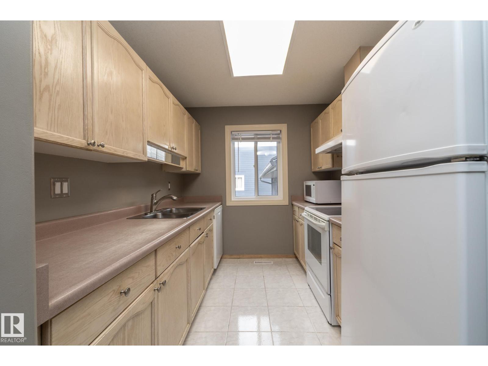 #7 14803 34 St Nw Property Photo 11