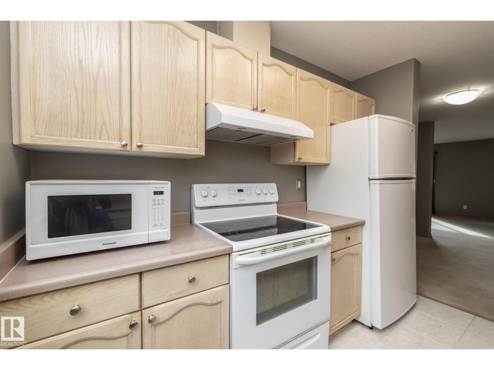 #7 14803 34 St Nw Property Photo 13
