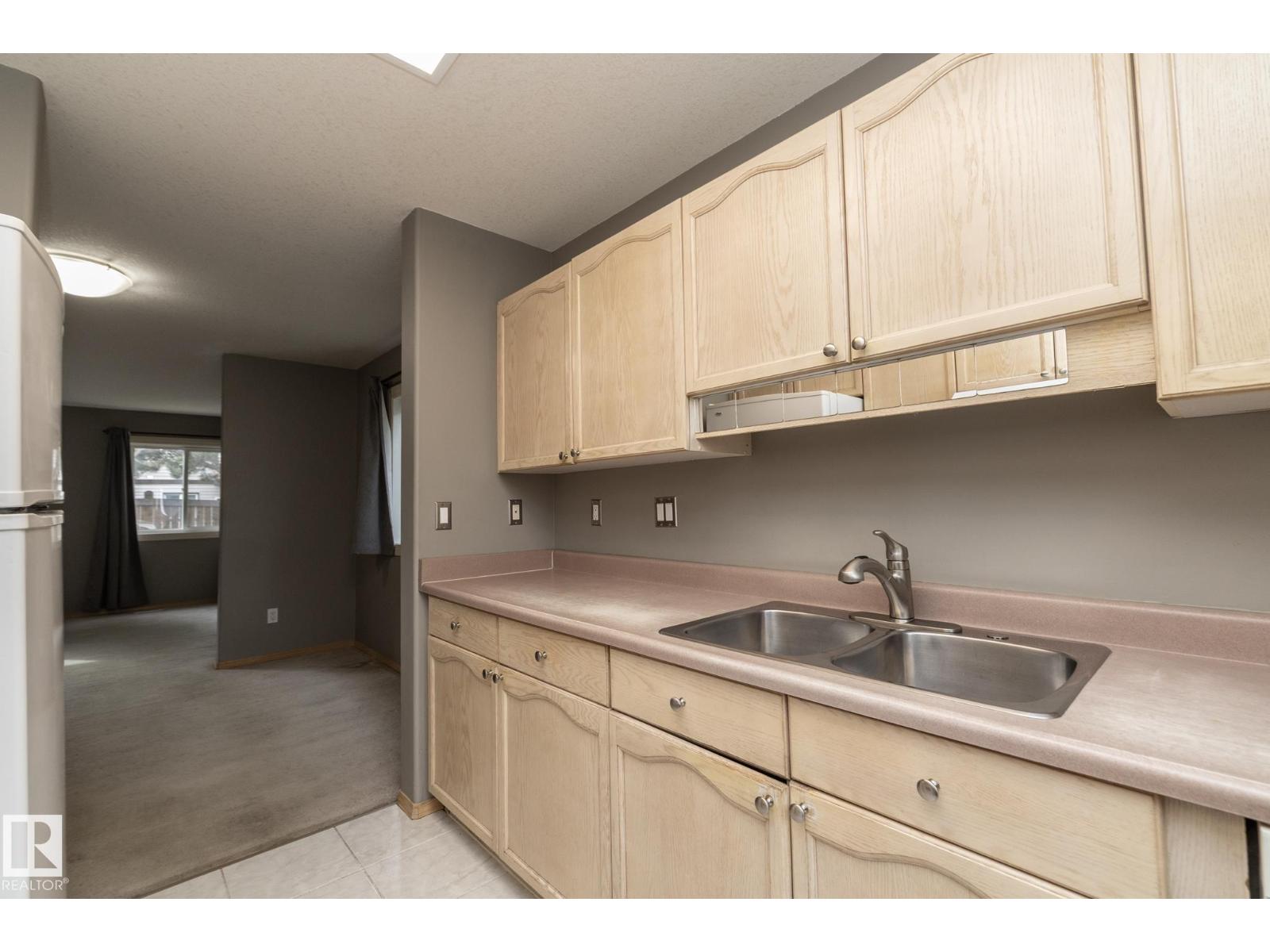 #7 14803 34 St Nw Property Photo 15