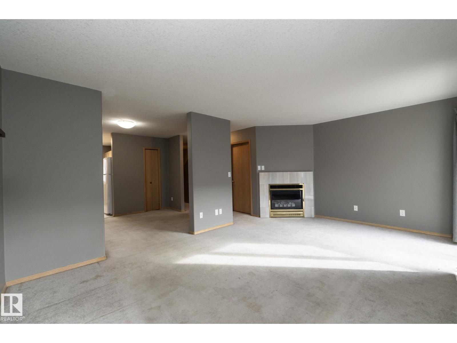 #7 14803 34 St Nw Property Photo 17