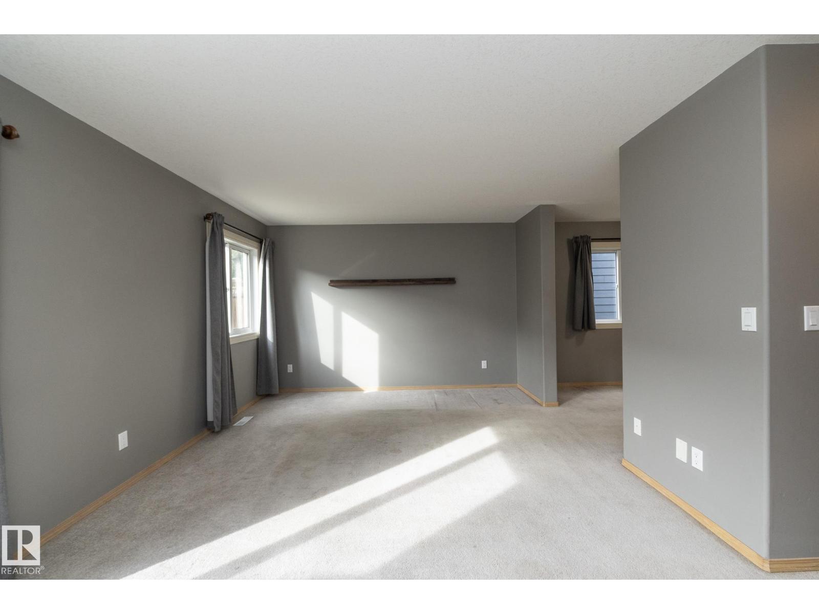 #7 14803 34 St Nw Property Photo 19
