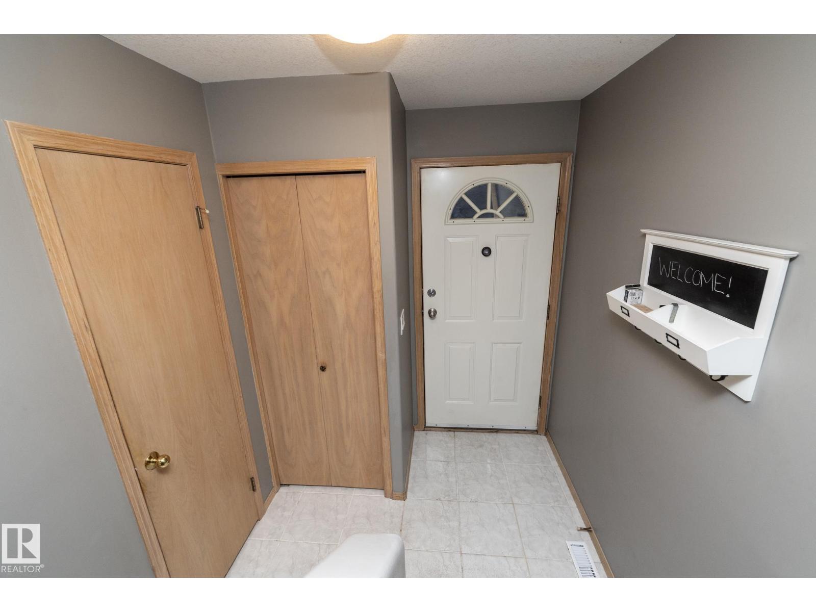 #7 14803 34 St Nw Property Photo 36