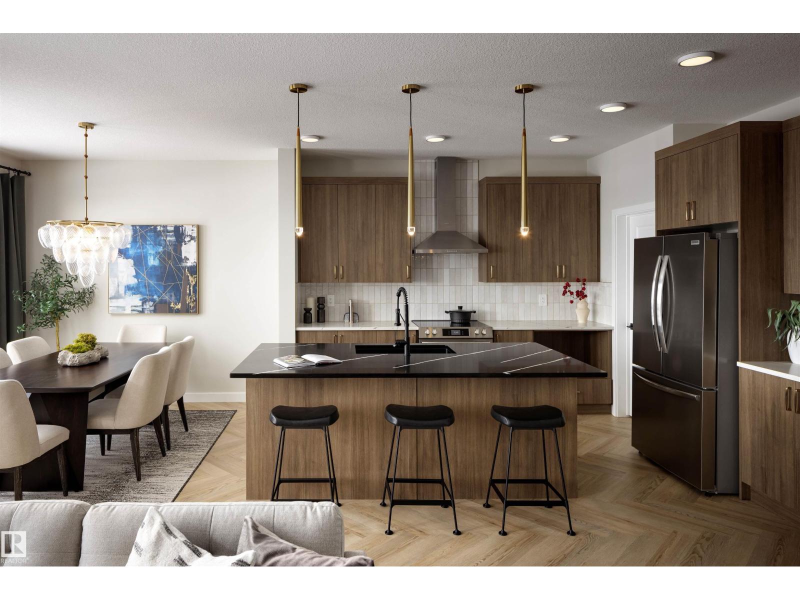16 Clichy Cl Property Photo 2