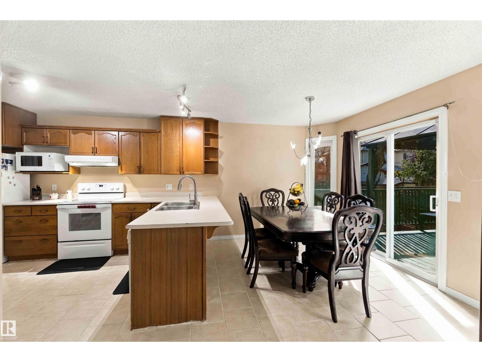 50 Westwood Wy Property Photo 19