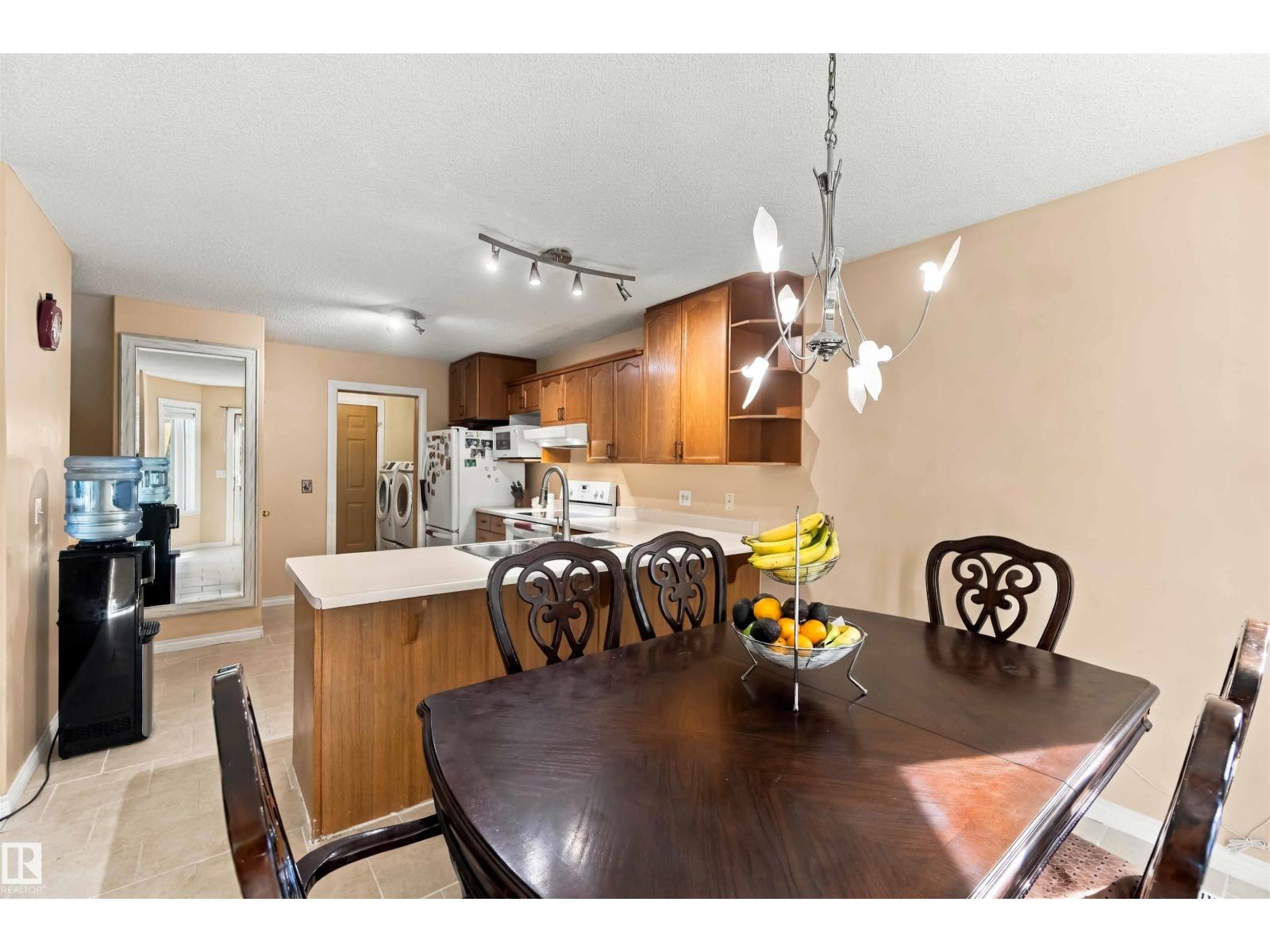50 Westwood Wy Property Photo 21