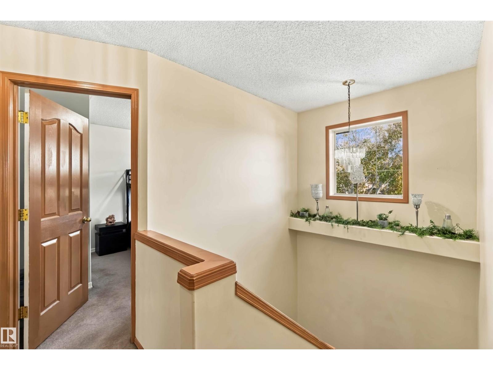 50 Westwood Wy Property Photo 36