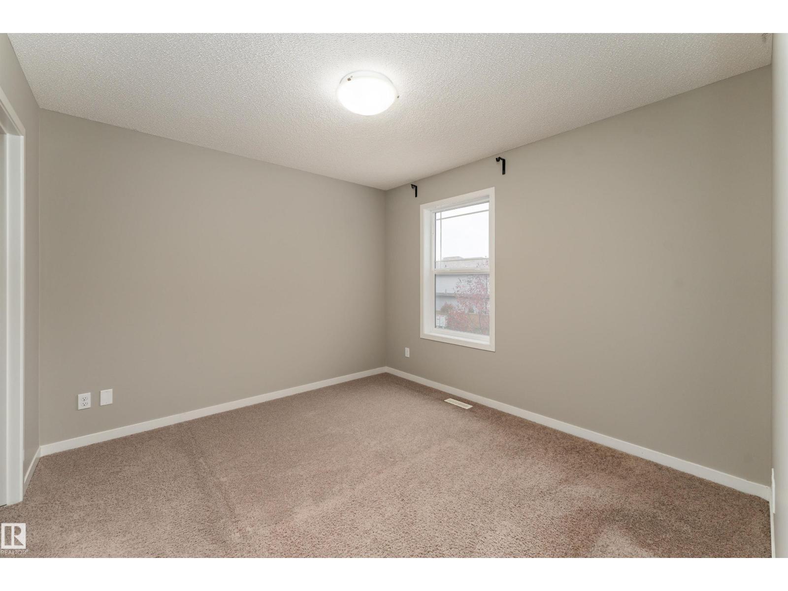 17523 56 St Nw Property Photo 31