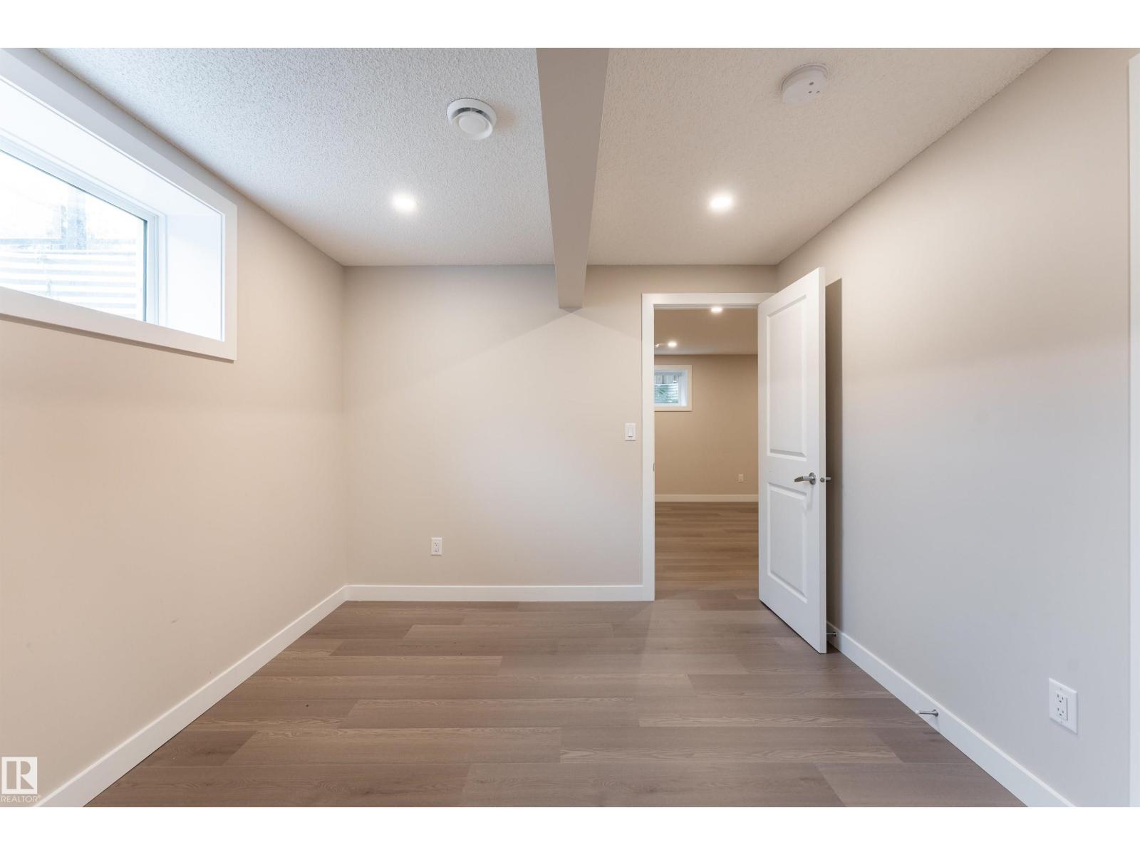 17523 56 St Nw Property Photo 43