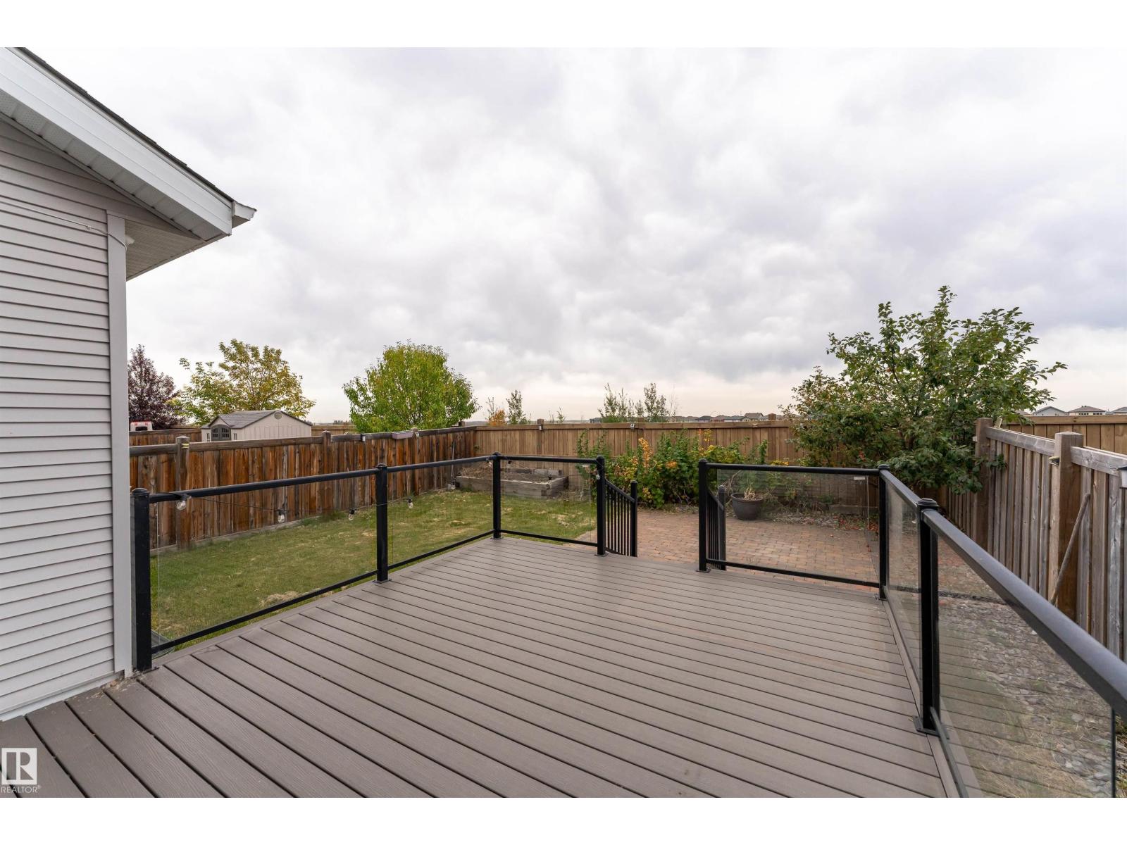 17523 56 St Nw Property Photo 45