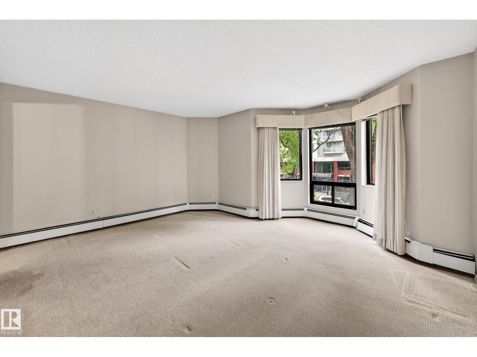 #3 9734 111 St Nw Property Photo 29