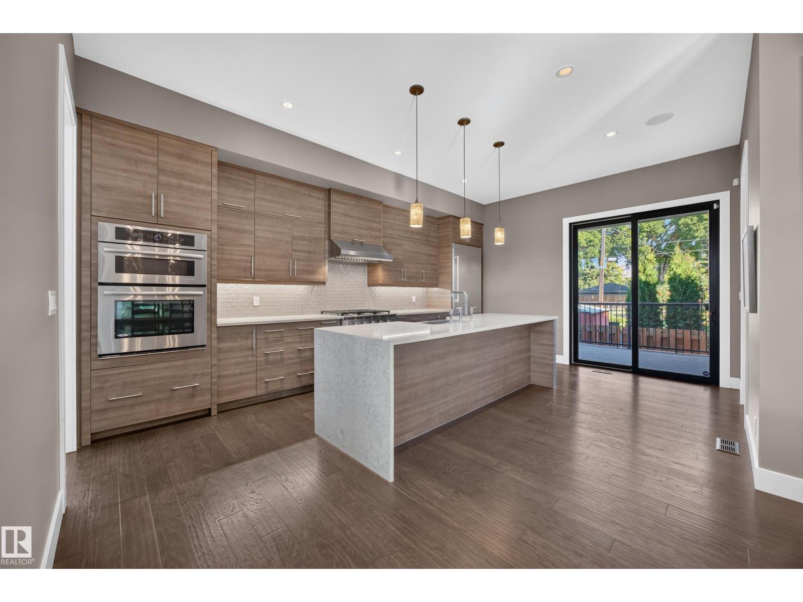 14606 95 Av Nw Property Photo 14