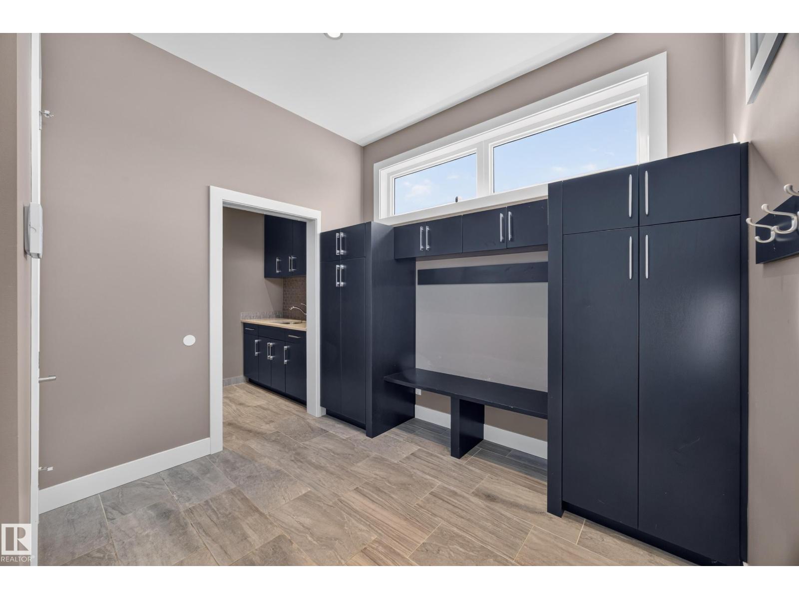 14606 95 Av Nw Property Photo 21