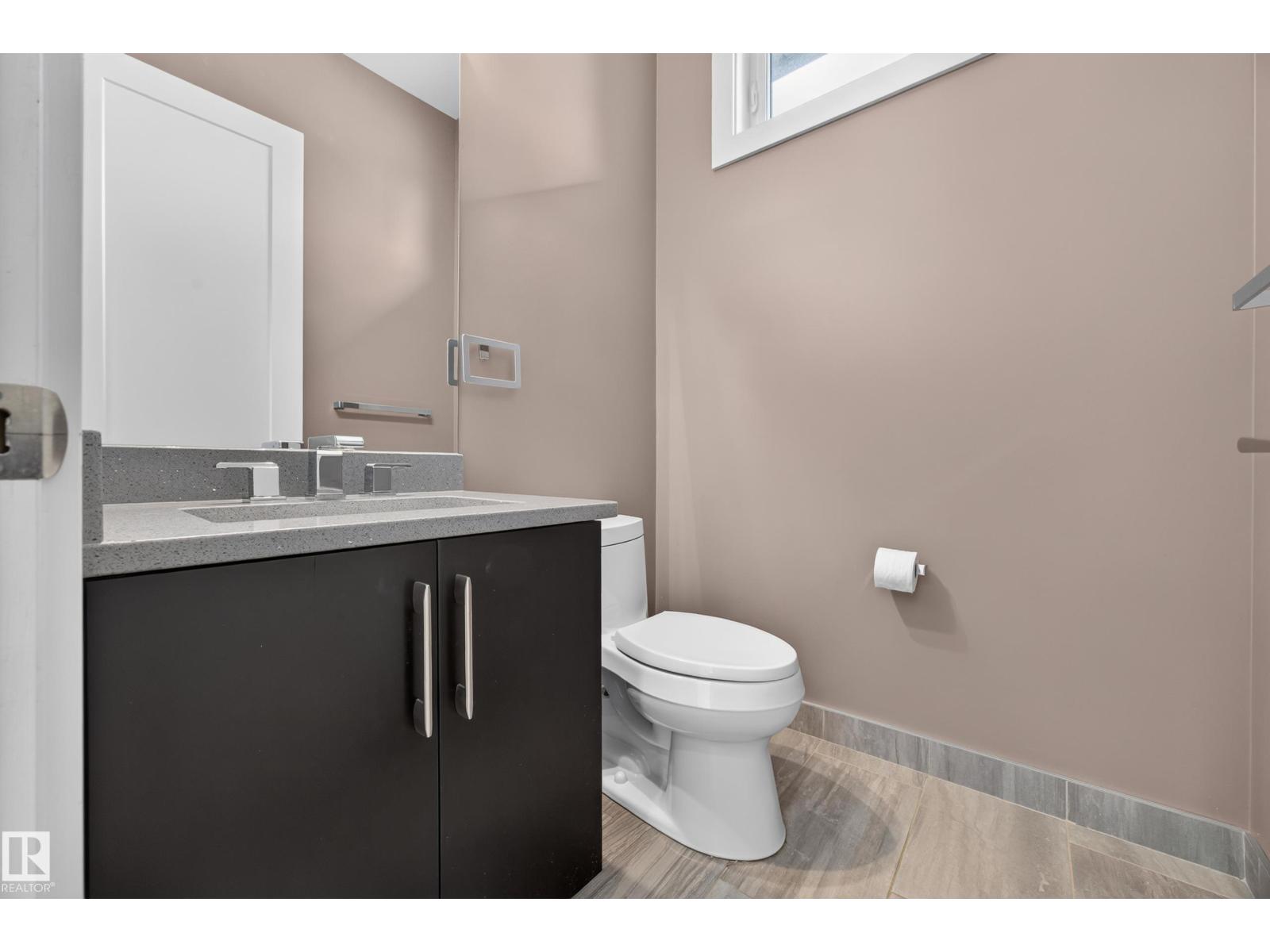 14606 95 Av Nw Property Photo 25