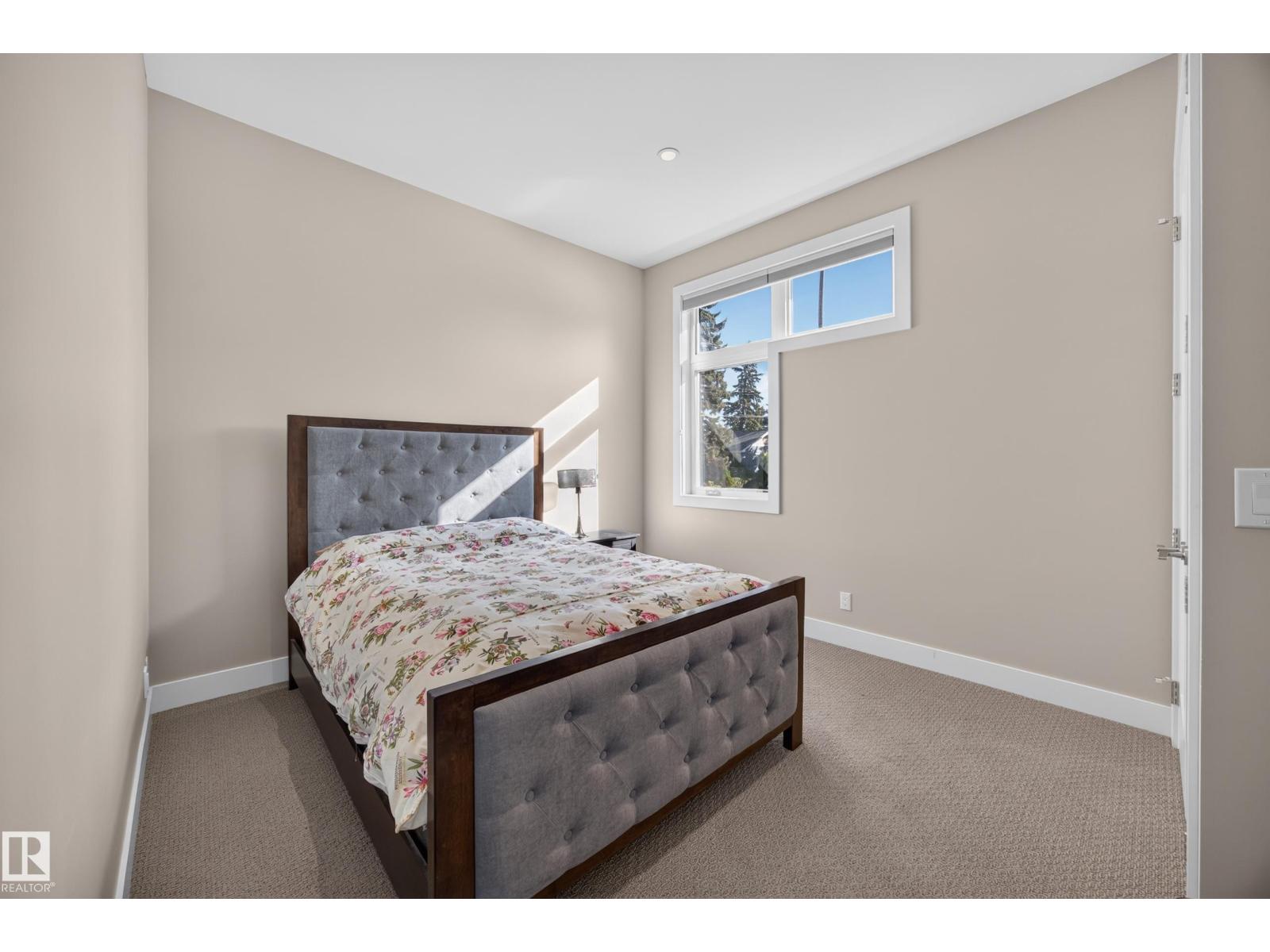 14606 95 Av Nw Property Photo 33