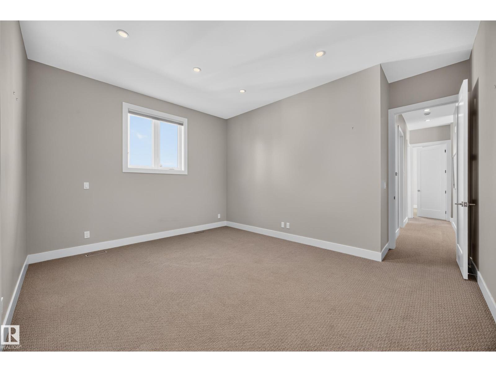 14606 95 Av Nw Property Photo 35