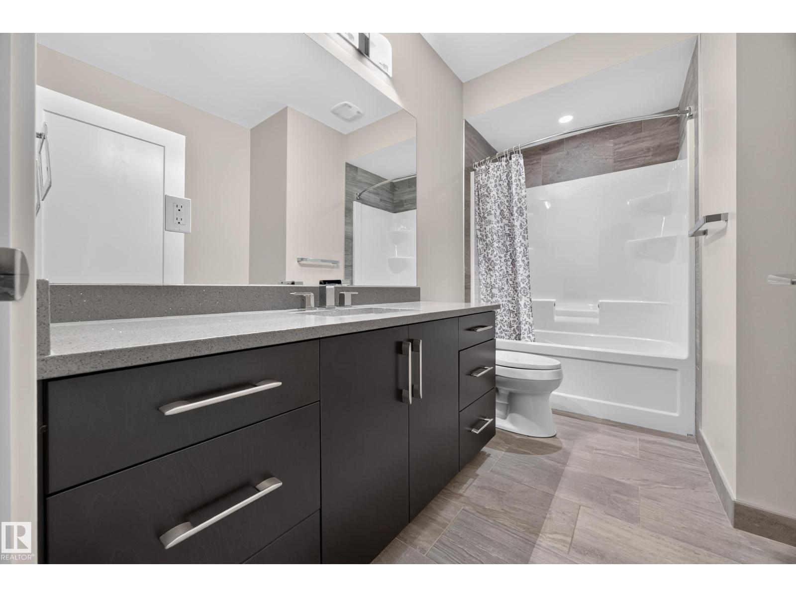 14606 95 Av Nw Property Photo 50