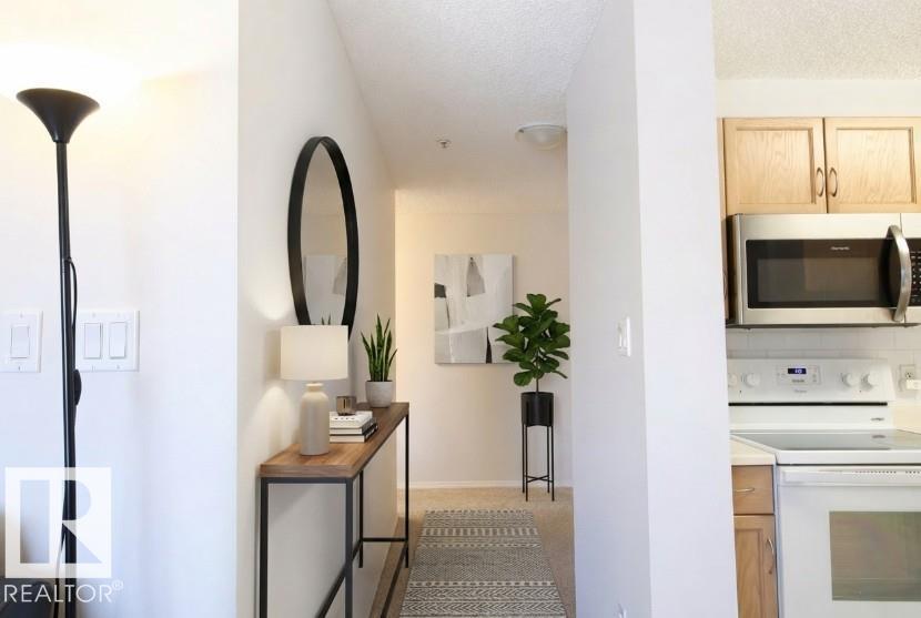 #226 10511 42 Av Nw Property Photo 8