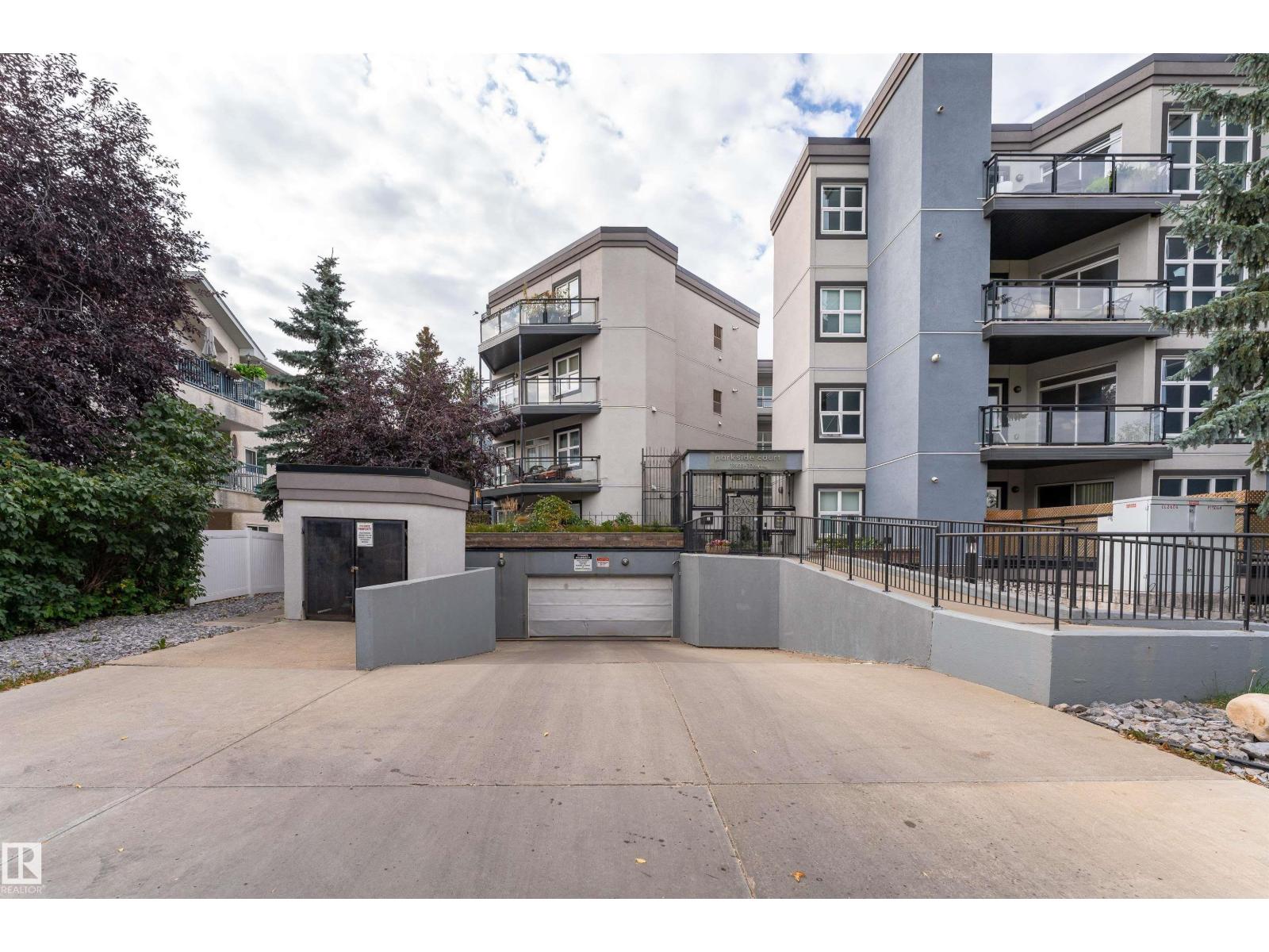 #104 11933 106 Av Nw Property Photo 1