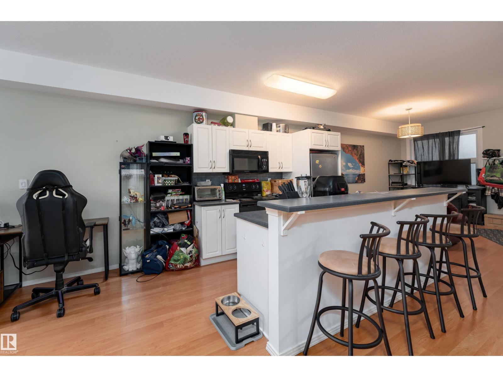 #104 11933 106 Av Nw Property Photo 7