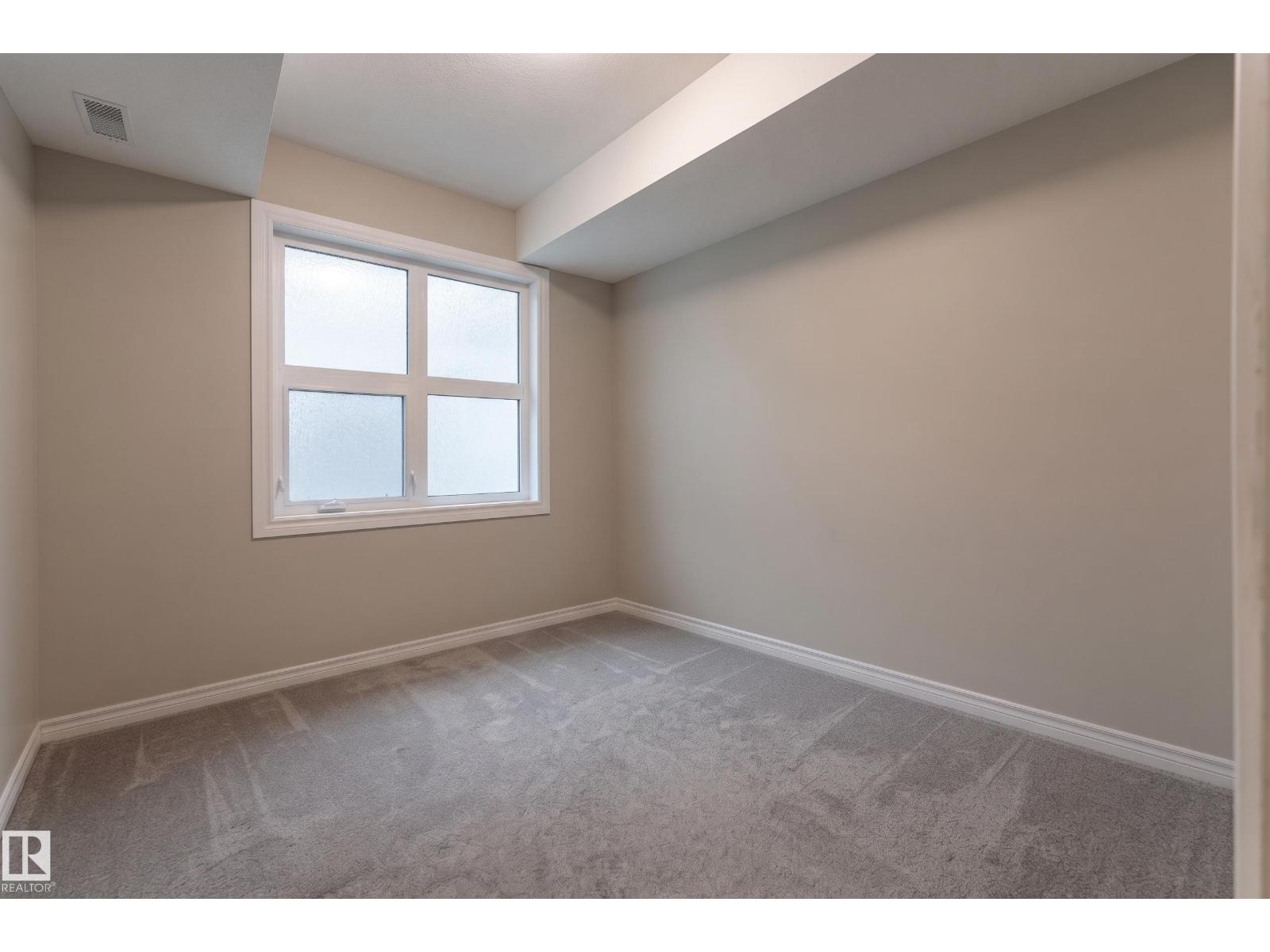 #104 11933 106 Av Nw Property Photo 16
