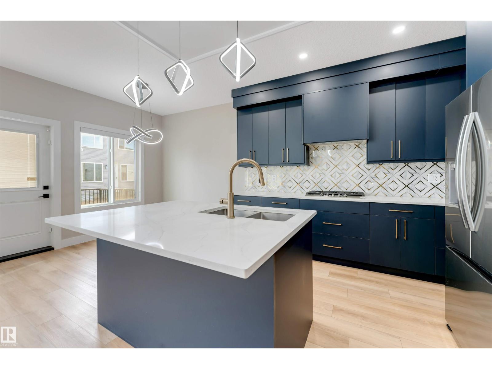 1805 60 Av Ne Property Photo 21