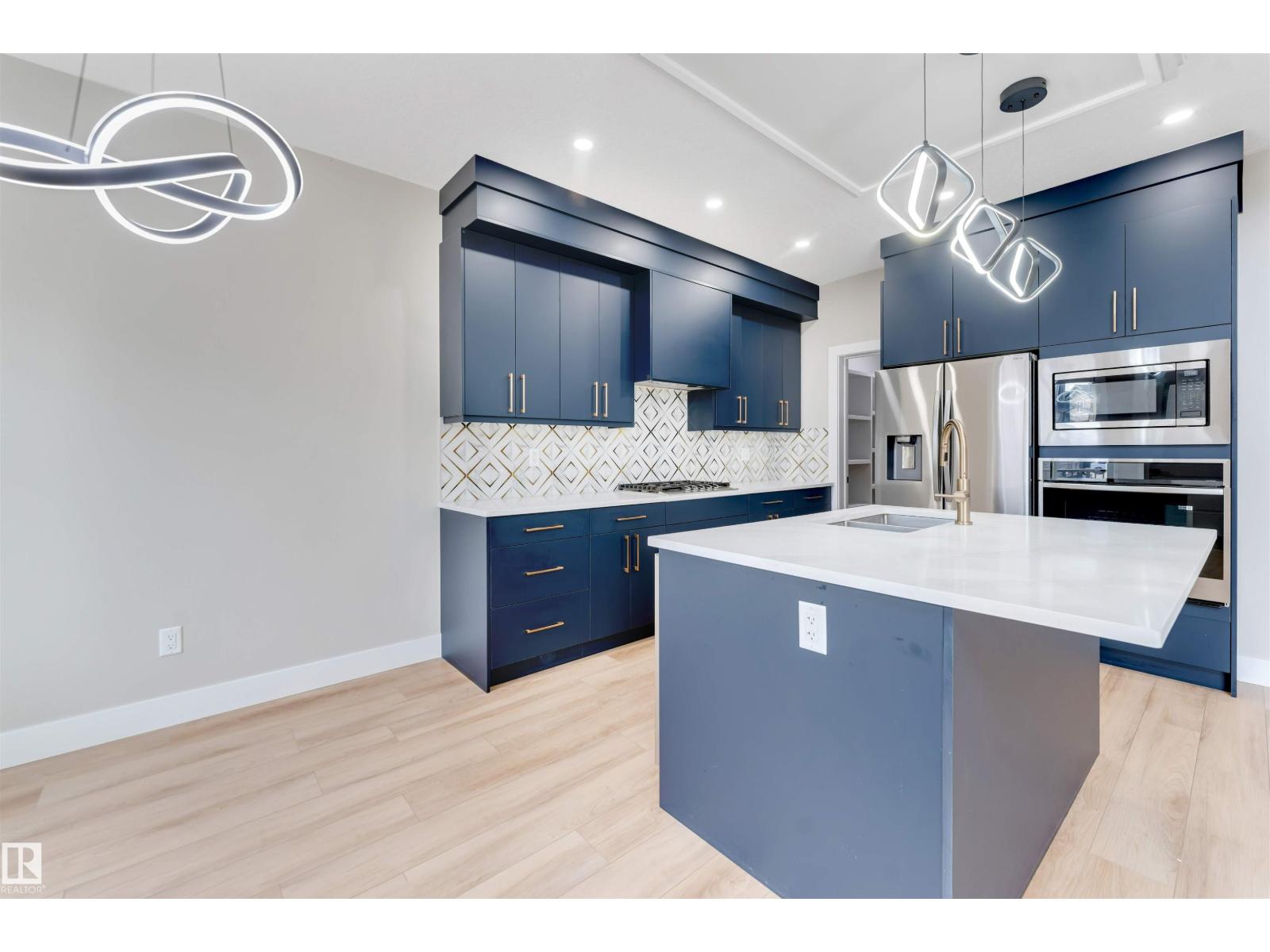 1805 60 Av Ne Property Photo 22