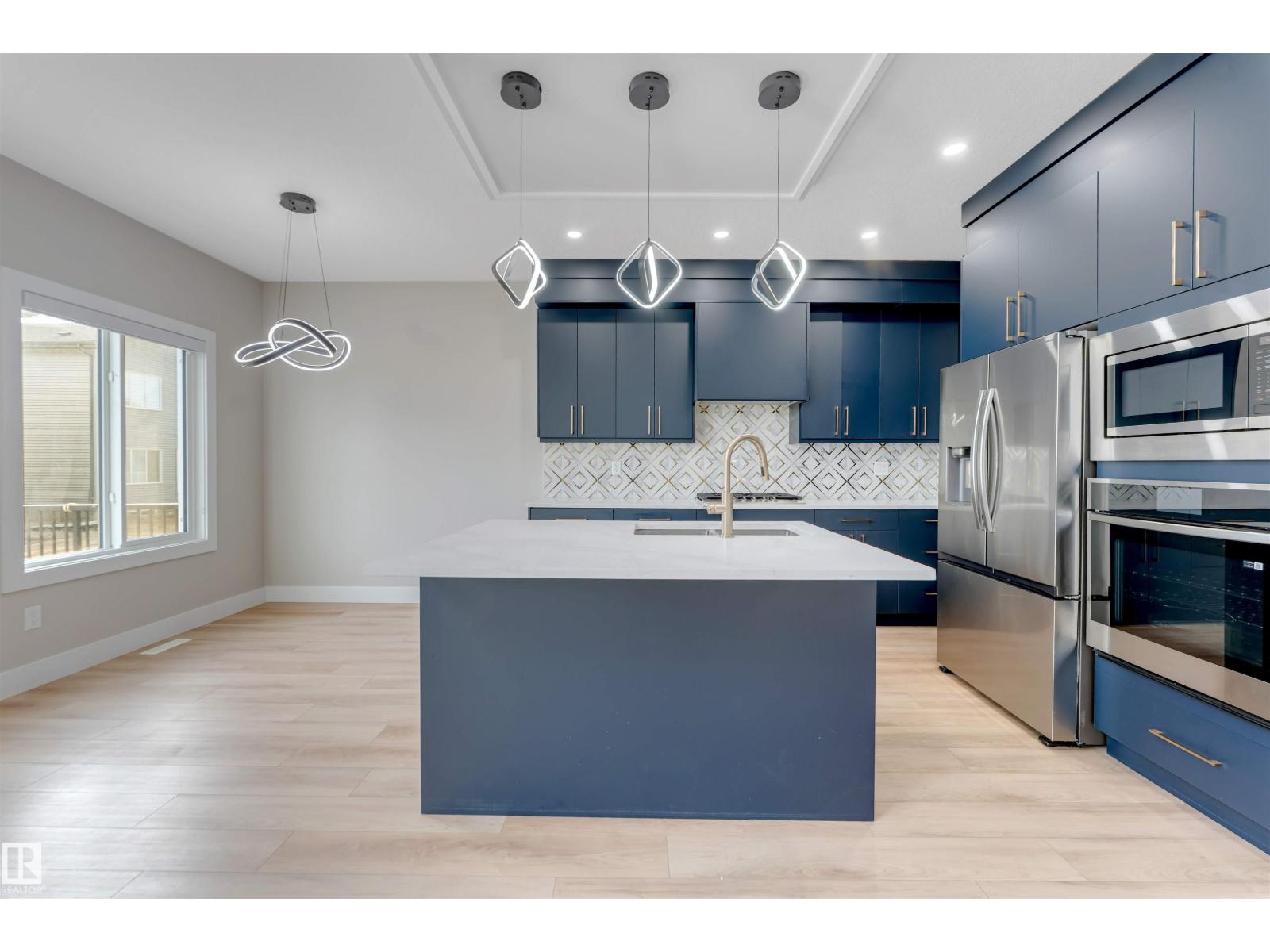 1805 60 Av Ne Property Photo 23