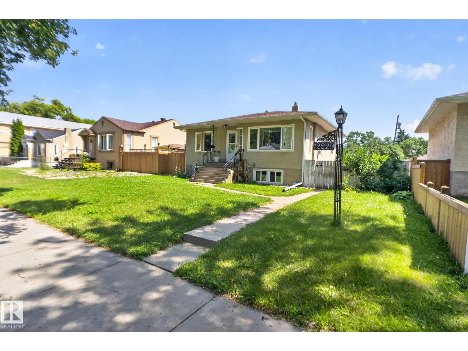 12229 88 St Nw Property Photo 3