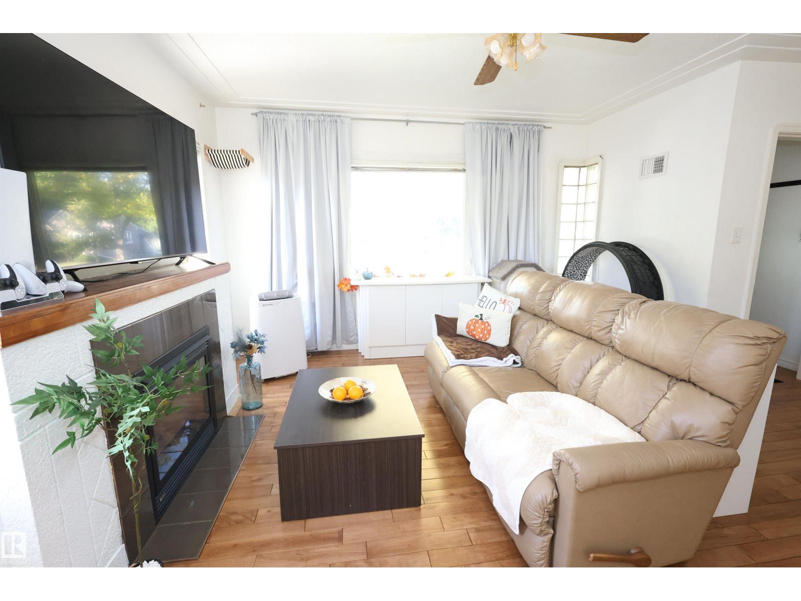 12229 88 St Nw Property Photo 6
