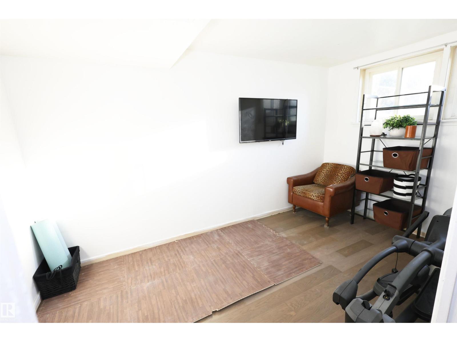 12229 88 St Nw Property Photo 19