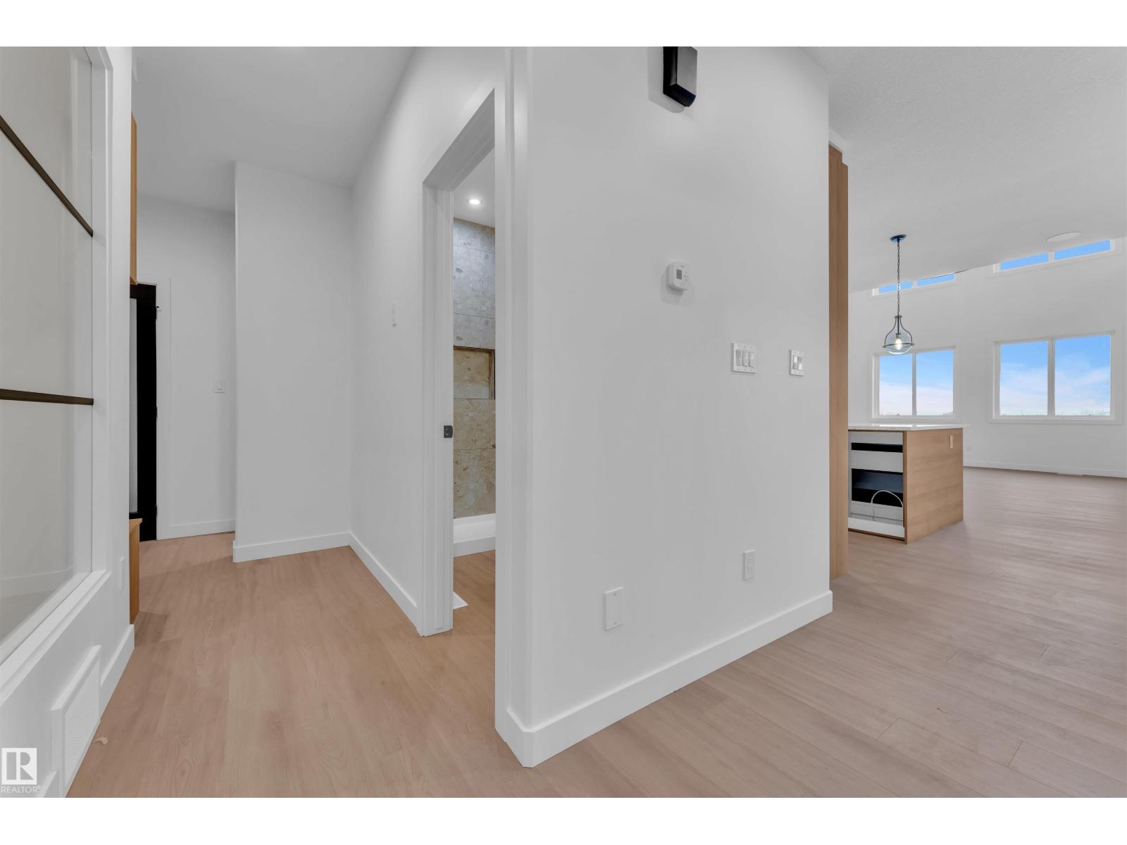21 Axelwood Cr Property Photo 8