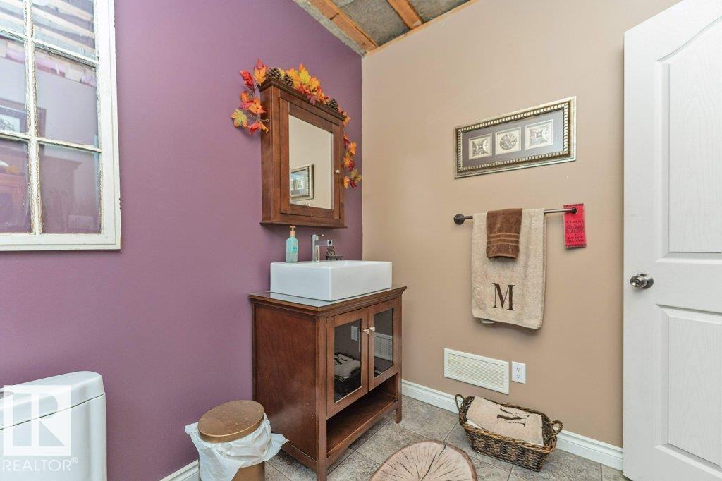 16532 75 St Nw Property Photo 46