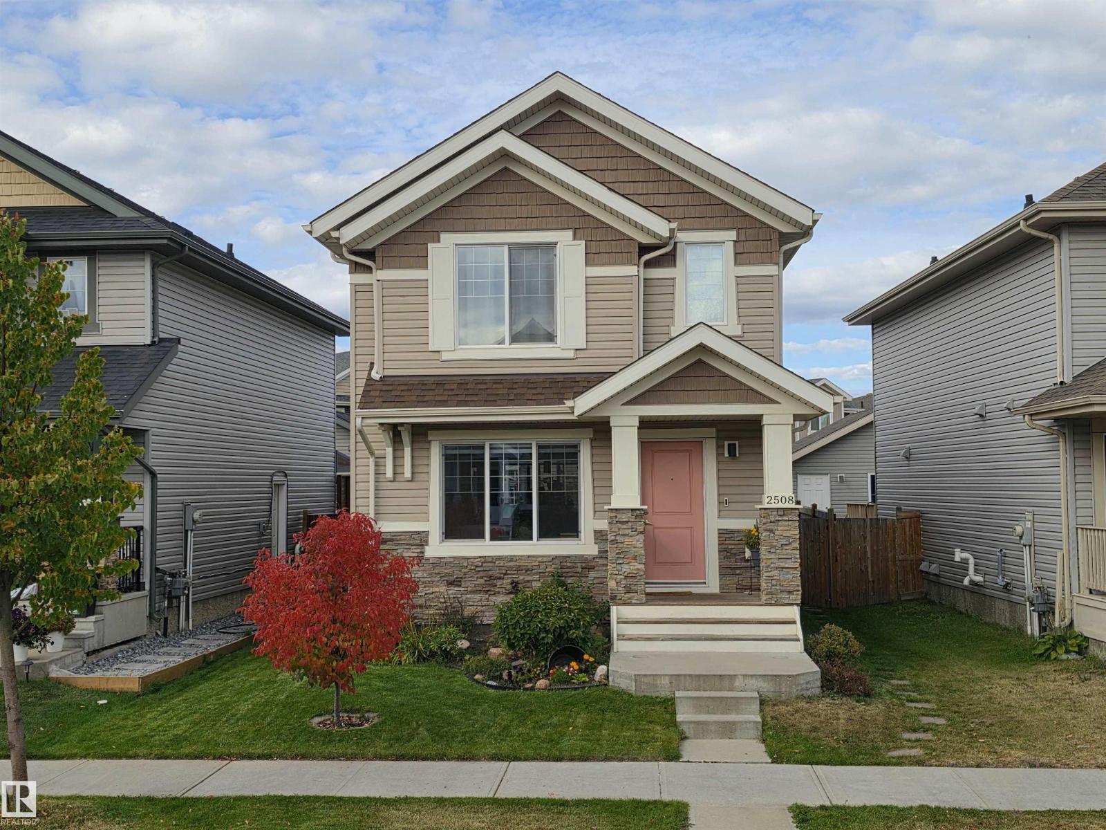 2508 20 Av Nw Property Photo 1