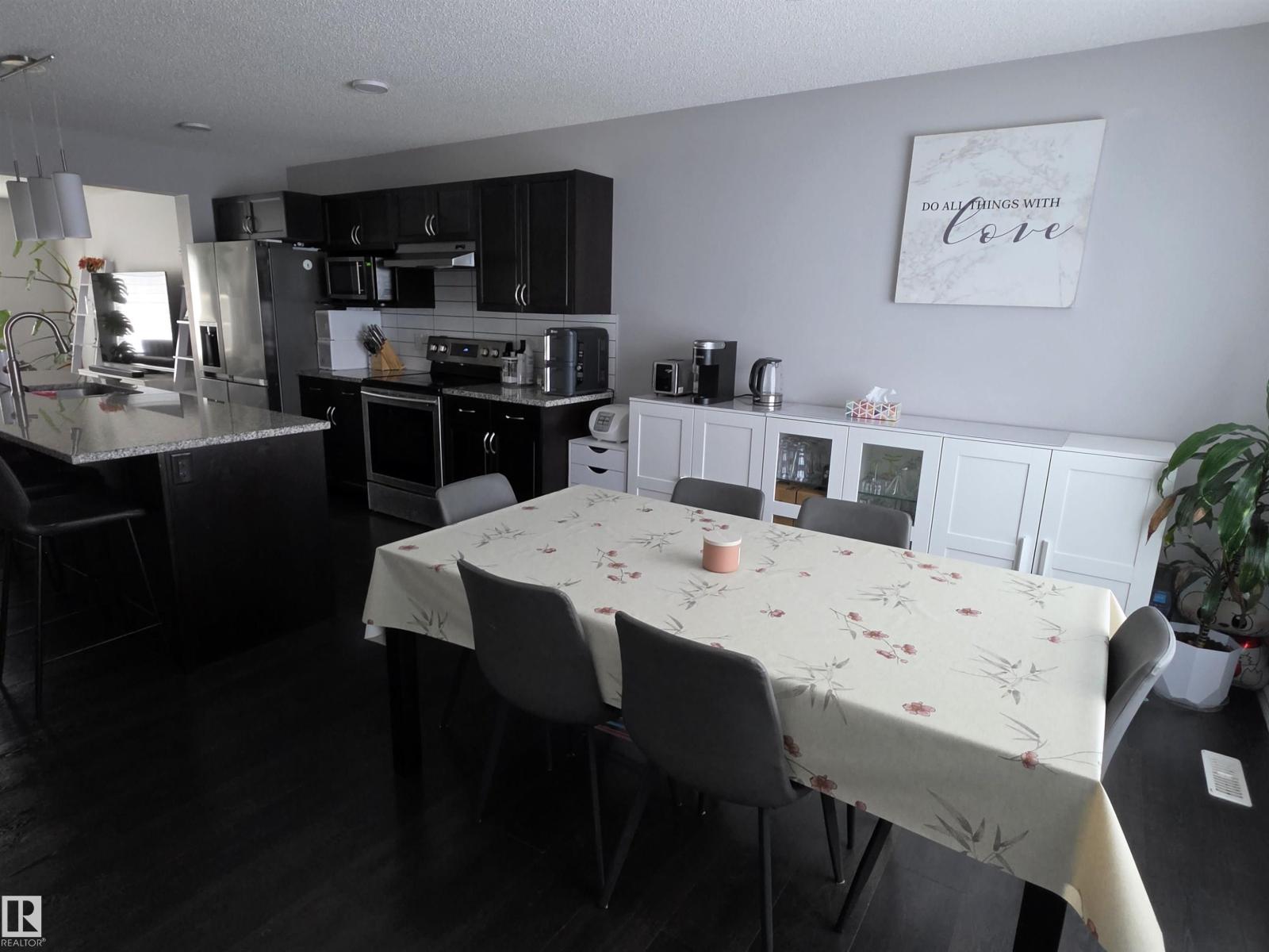 2508 20 Av Nw Property Photo 14