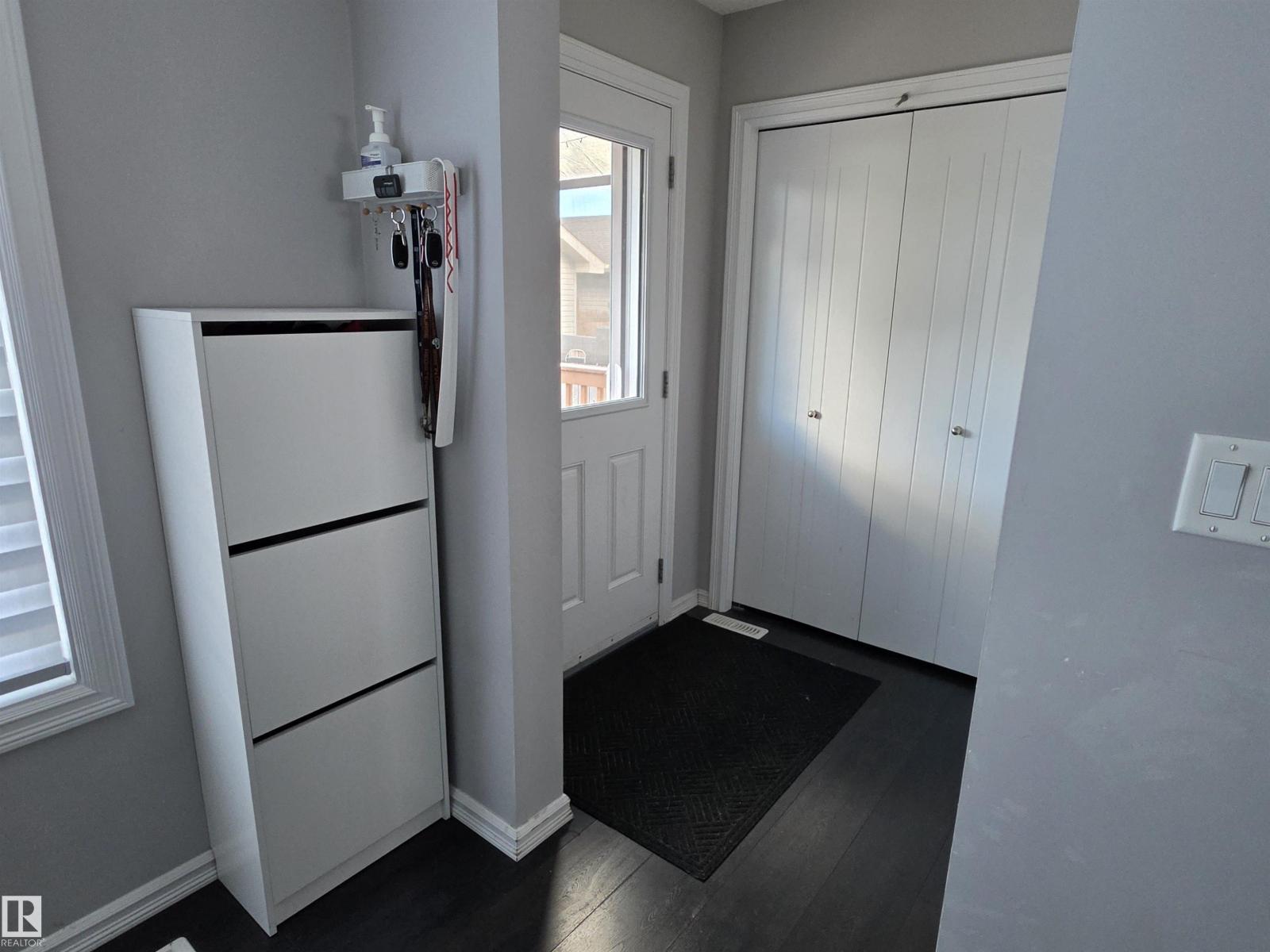 2508 20 Av Nw Property Photo 16