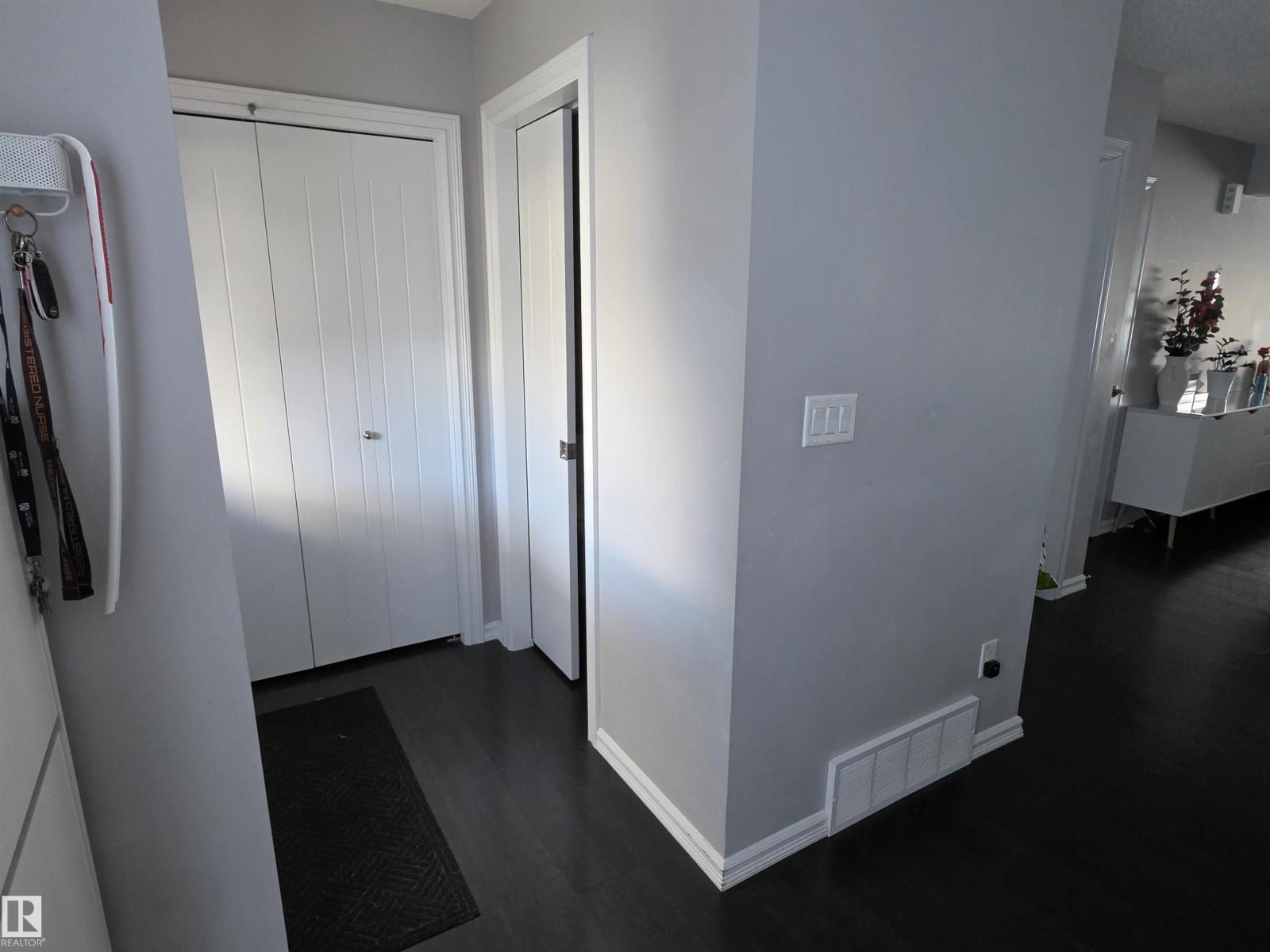 2508 20 Av Nw Property Photo 17