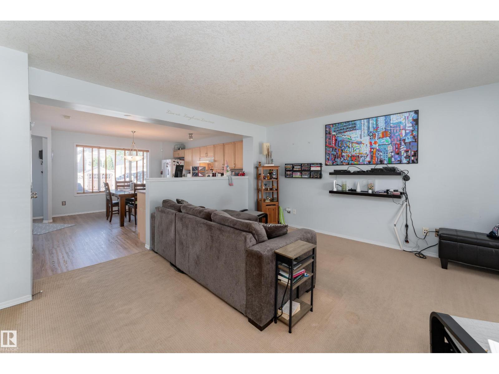 5632 203 St Nw Property Photo 6