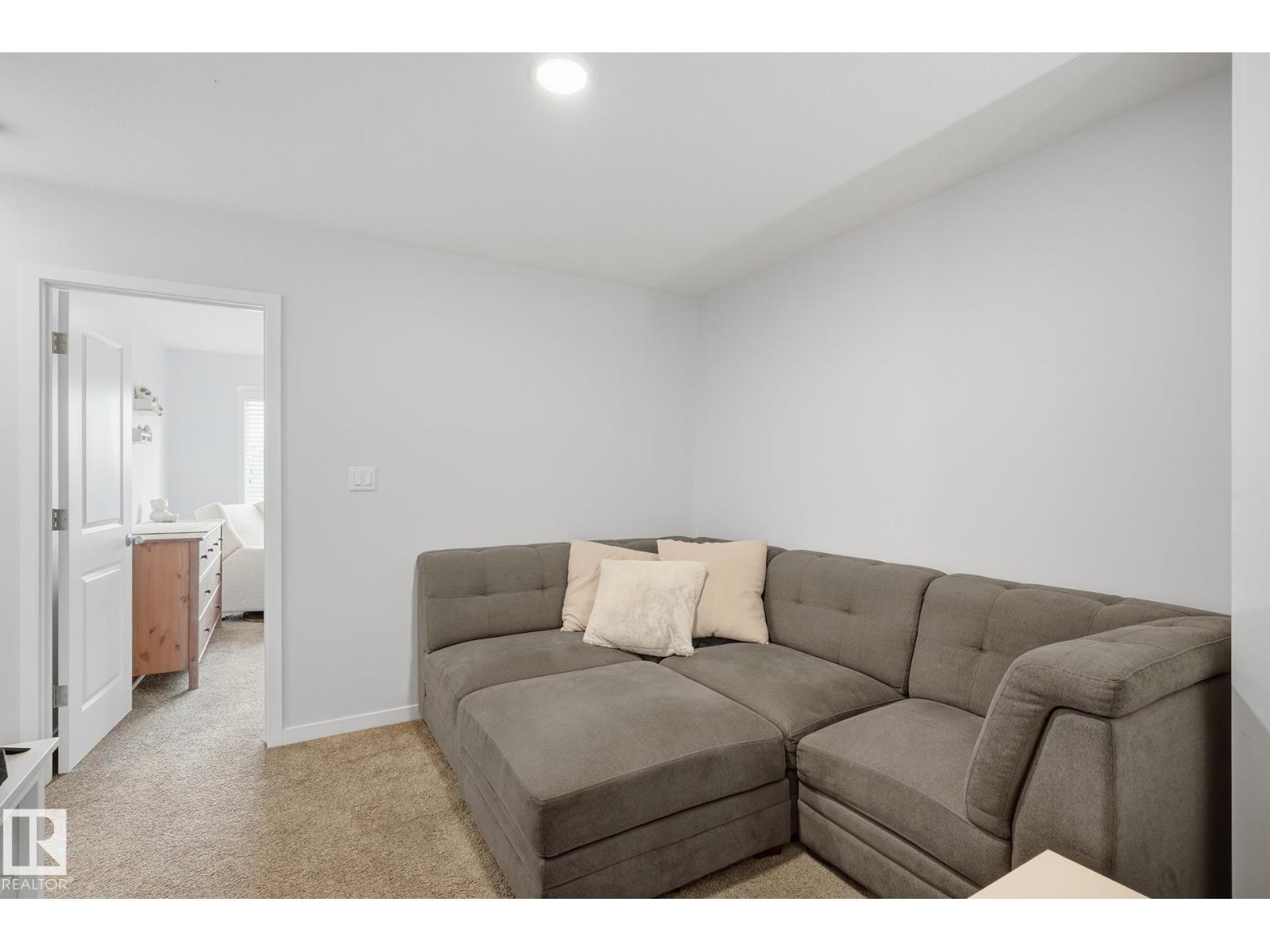 2205 82 St Sw Sw Property Photo 14