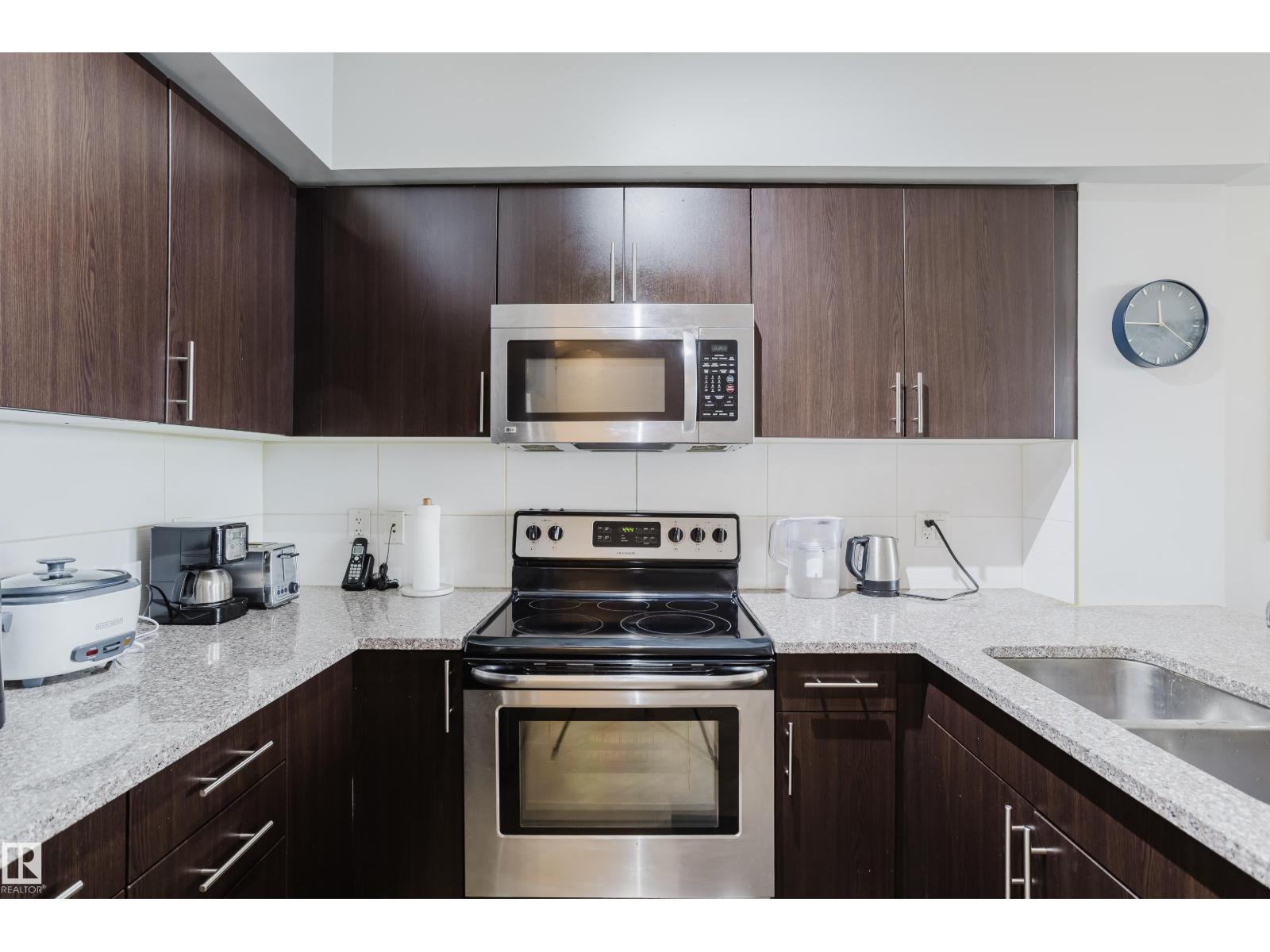 #2704 10152 104 St Nw Property Photo 9